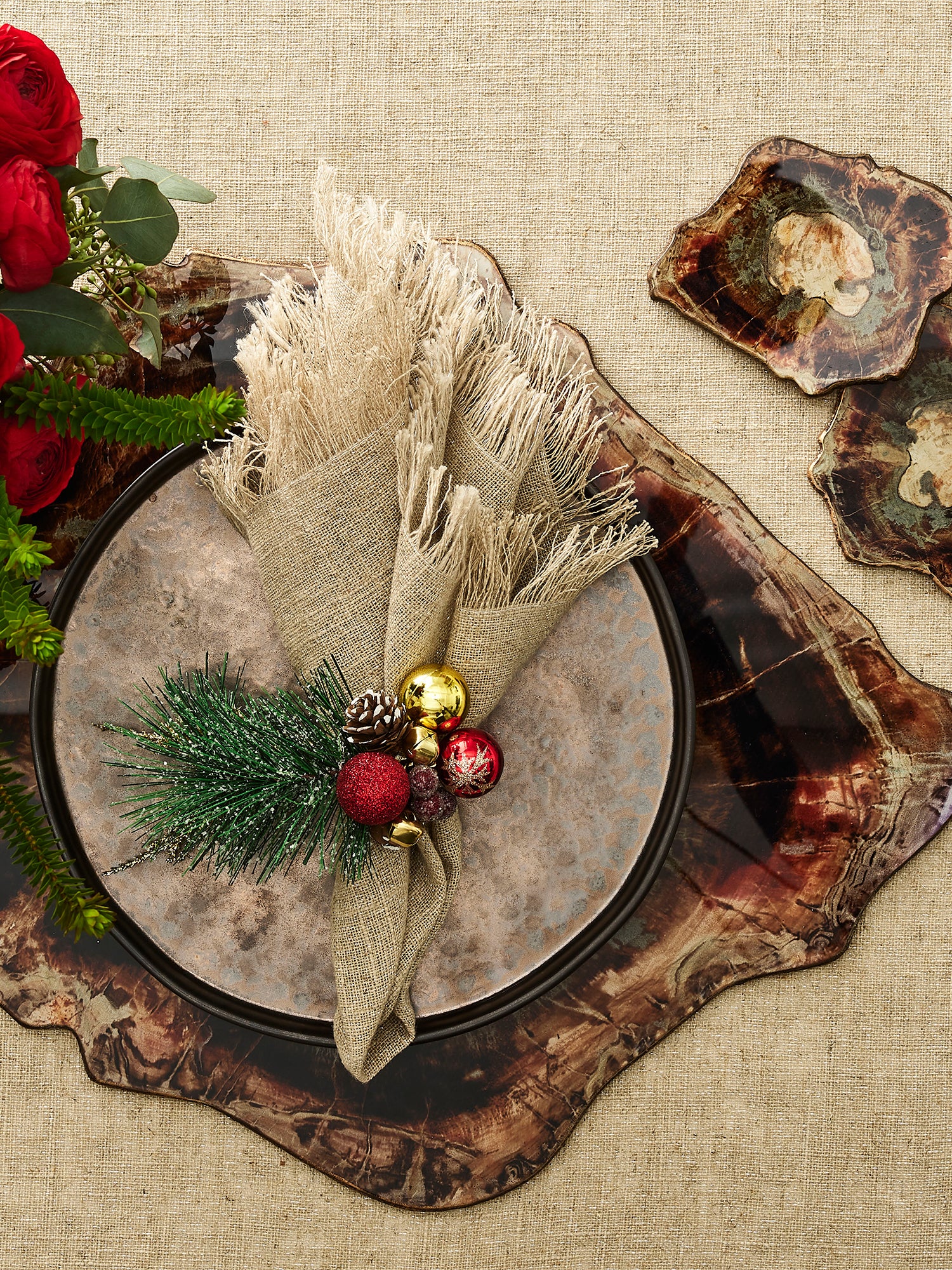 Fossil Placemat 955 0332 - Stylish and Durable Table Mat for Dining, Kitchen, and Home Decor - Perfect for Everyday Use and Special Occasions
