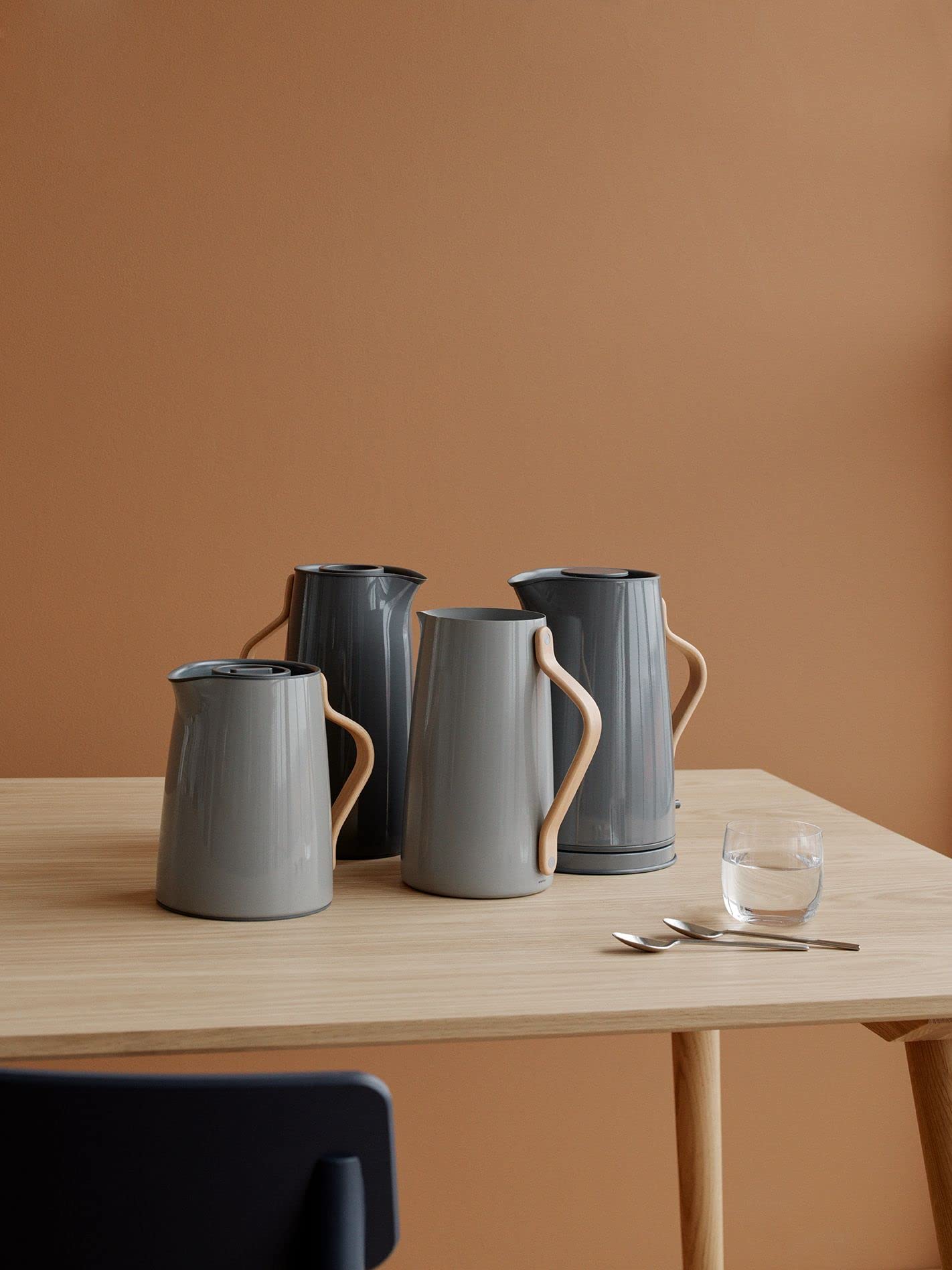 Stelton Emma Vacuum Insulated Tea Jug - 17oz, Grey, 14x19x17.5cm, BPA-Free Stainless Steel Thermos for Hot & Cold Beverages - Perfect for Home, Office, Travel & Outdoor Picnics