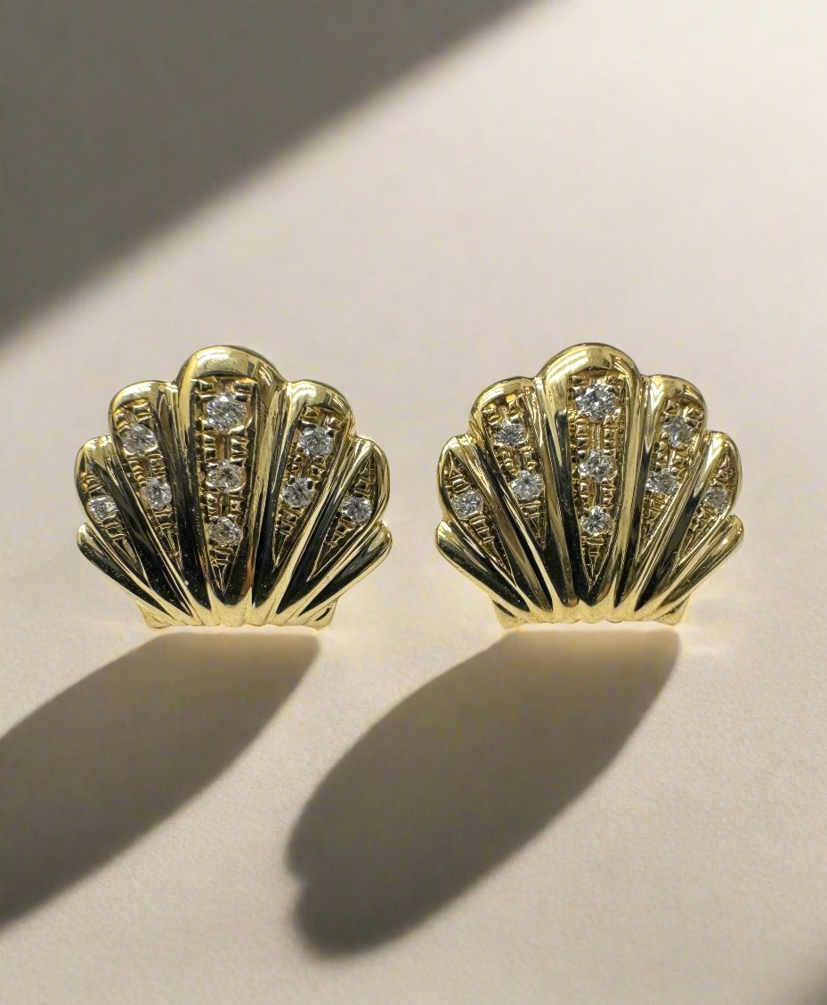 18K Gold Diamond Sea Shell Stud Earrings for Women - Luxury Beach Jewelry Gift for Her - Perfect for Weddings, Parties & Summer Vacations