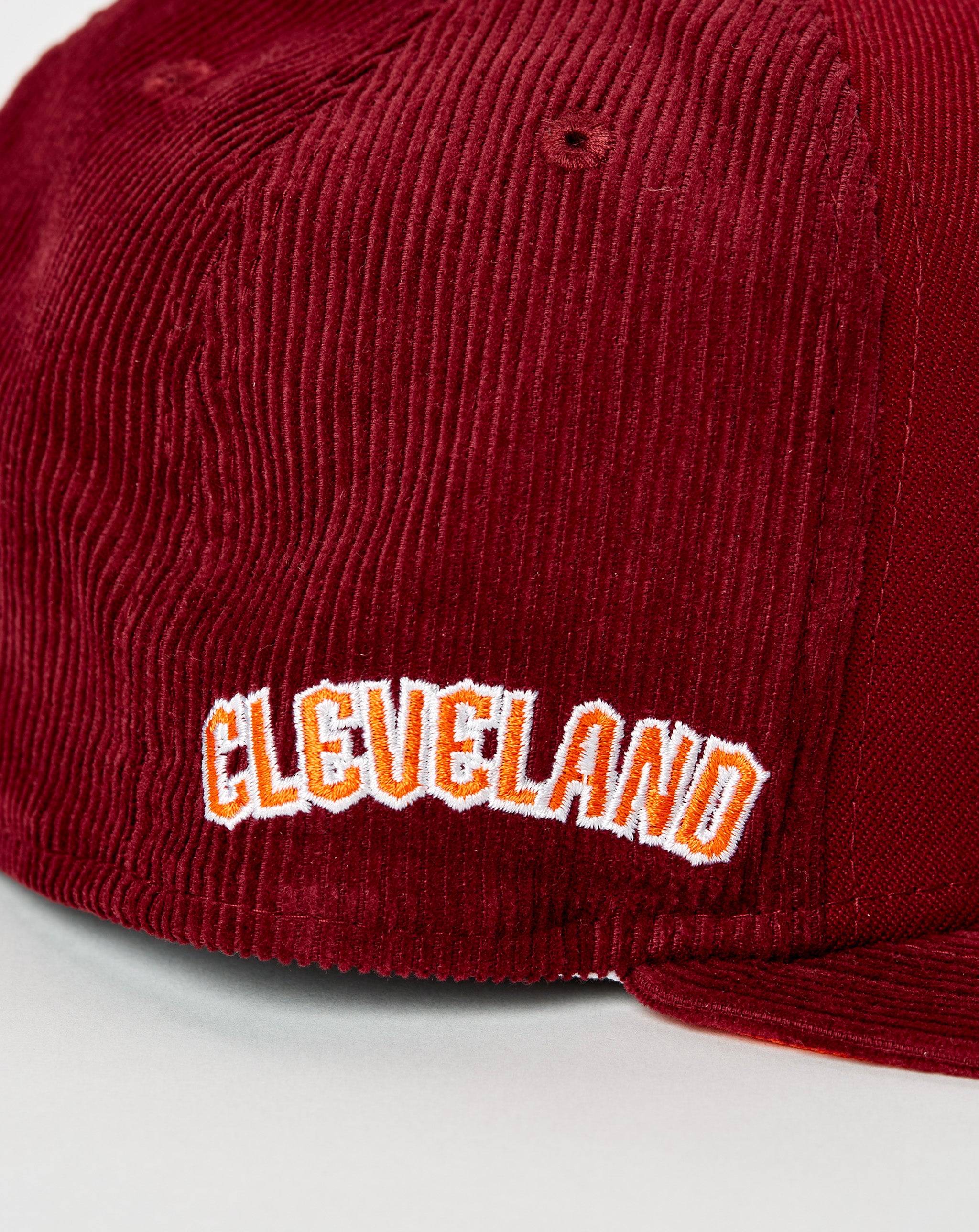 Cleveland Guardians 59Fifty Fitted Cap - Official MLB Baseball Hat for Men & Women - Perfect for Games, Collecting & Streetwear Fashion