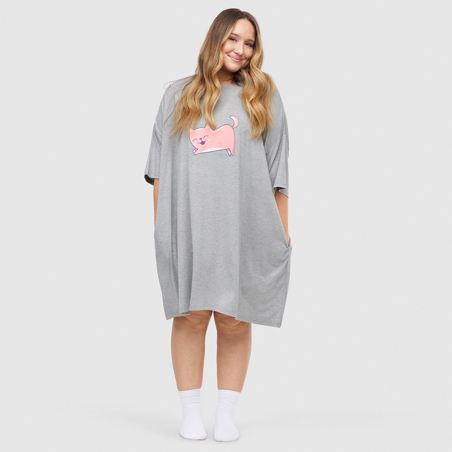 The Oodie Sleep Tee Cat - Cozy Oversized Loungewear for Women & Men - Perfect for Relaxing at Home, Sleeping, and Netflix Nights