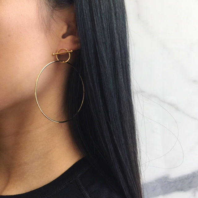 Elegant Gold Swing Earrings for Women - Dangle Drop Hoop Earrings for Party, Wedding & Everyday Wear