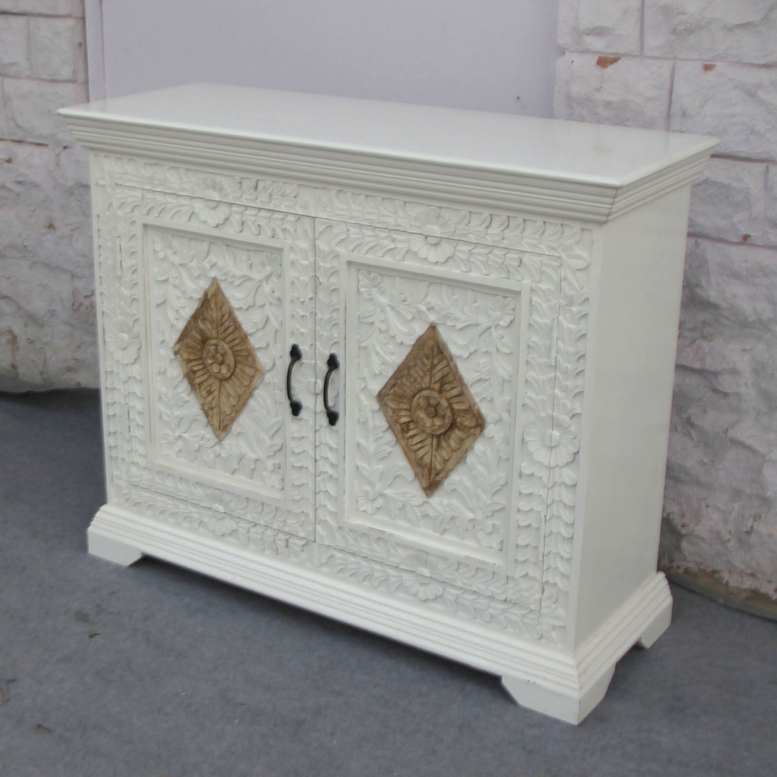White Floral Carved Solid Wood Sideboard - 110cm Modern Buffet Cabinet for Dining Room, Living Room & Entryway Storage