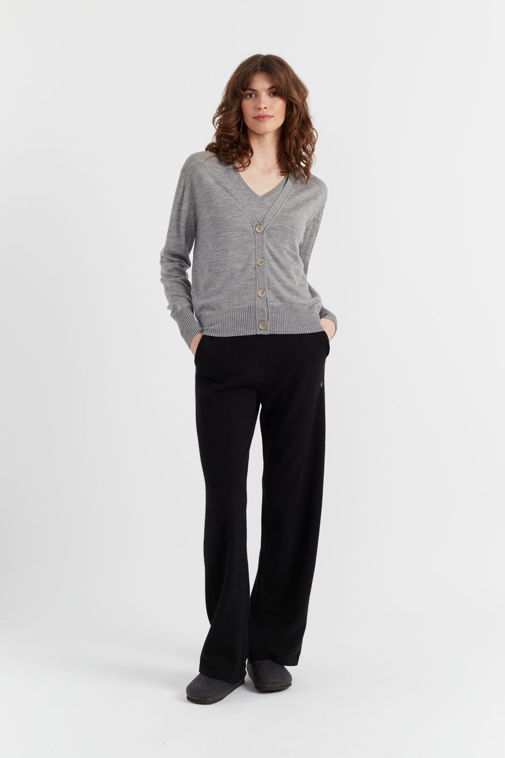 Premium Grey Pure Merino Wool Cardigan for Women - Soft & Warm Winter Sweater - Perfect for Office, Travel & Casual Outfits