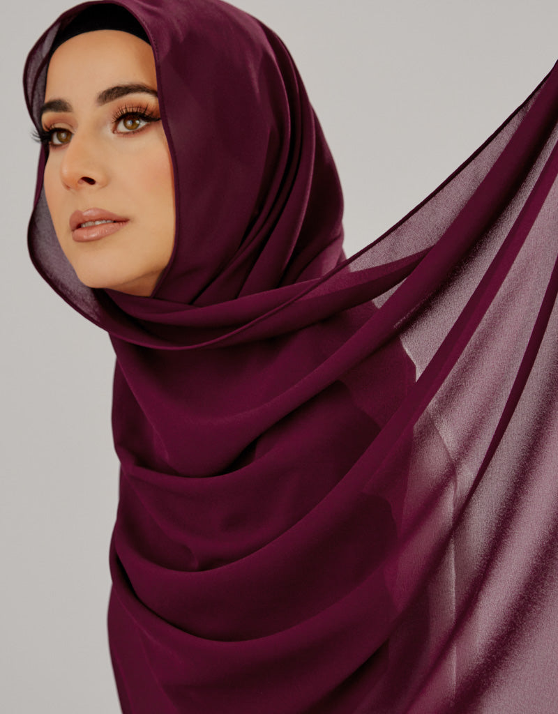 Elegant Chiffon Shawl in Dark Purple Shades - Perfect for Evening Parties, Weddings & Special Occasions