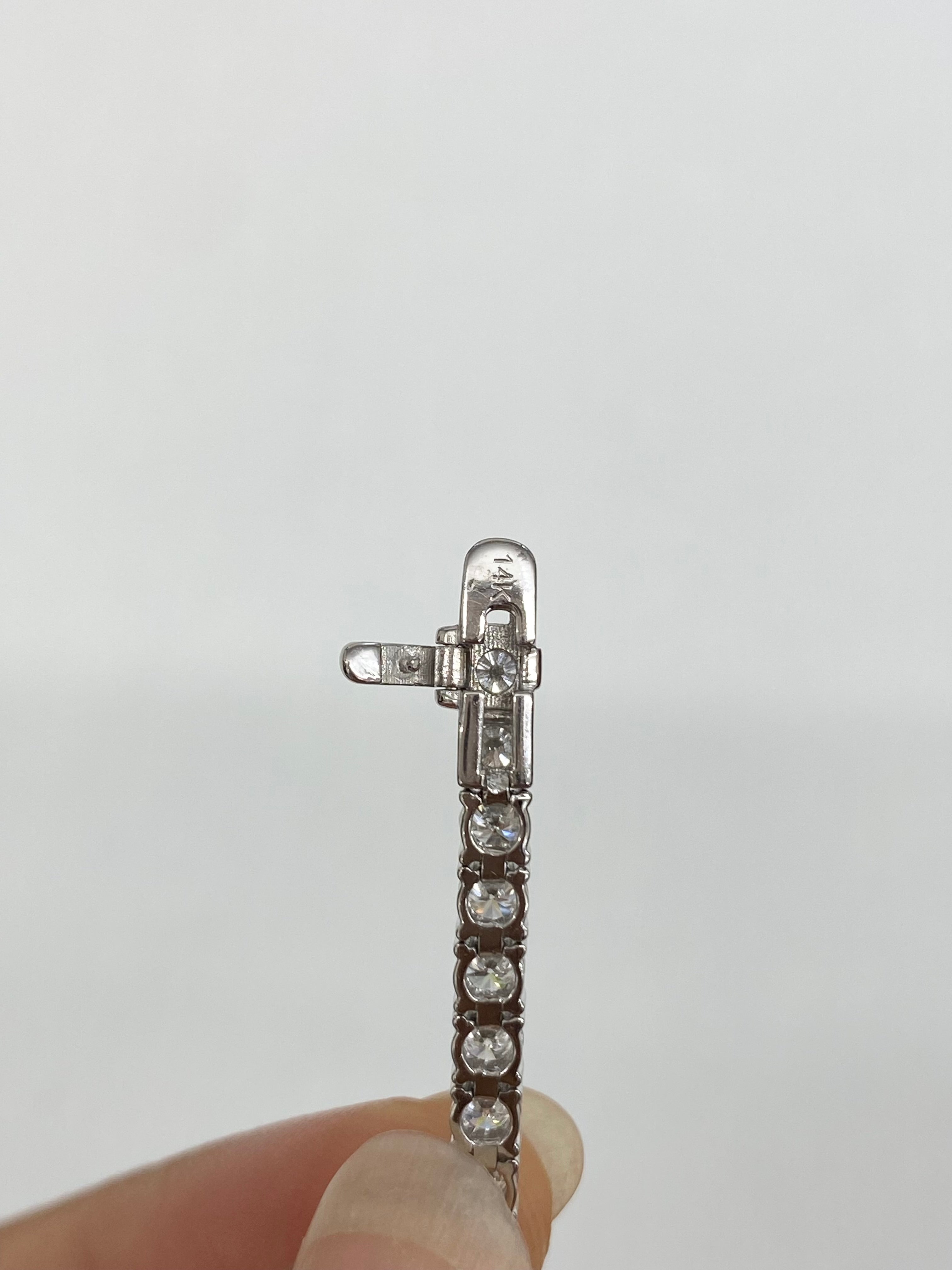 5.35 CT Lab-Created Tennis Bracelet for Women - Elegant Simulated Diamond Tennis Chain Bracelet for Wedding, Party & Everyday Wear