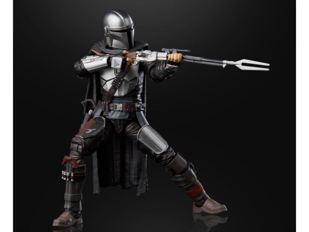Star Wars The Black Series The Mandalorian (Beskar Armor) 6-Inch Action Figure - Collectible Toy for Fans & Display | Perfect for Home Decor, Gift Giving & Star Wars Collections