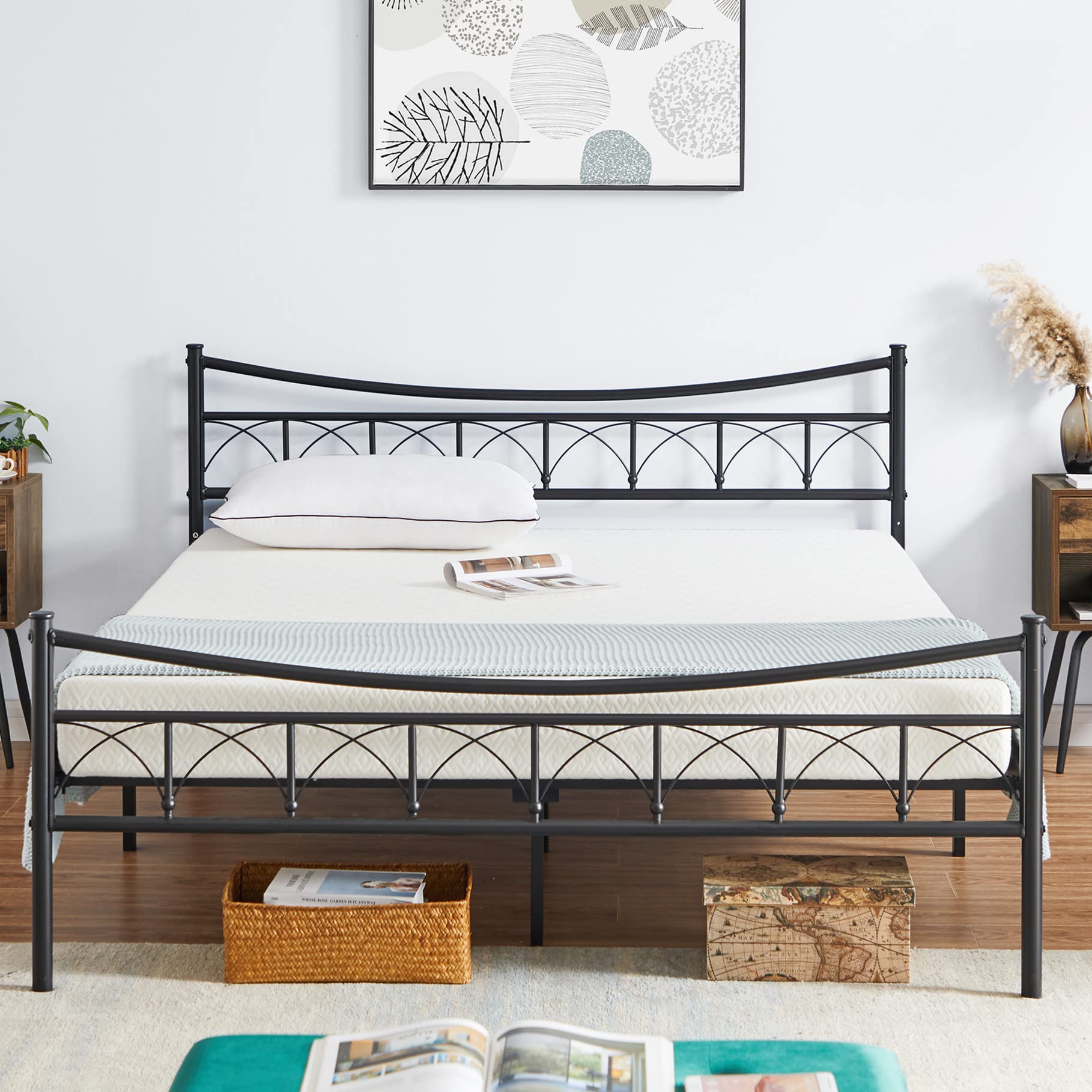VECELO Full Size Metal Bed Frame with Vintage Headboard & Footboard - Sturdy Platform Bed, No Box Spring Needed, Quiet & Easy Assembly - Perfect for Guest Rooms, Dorms, and Vintage Bedroom Decor