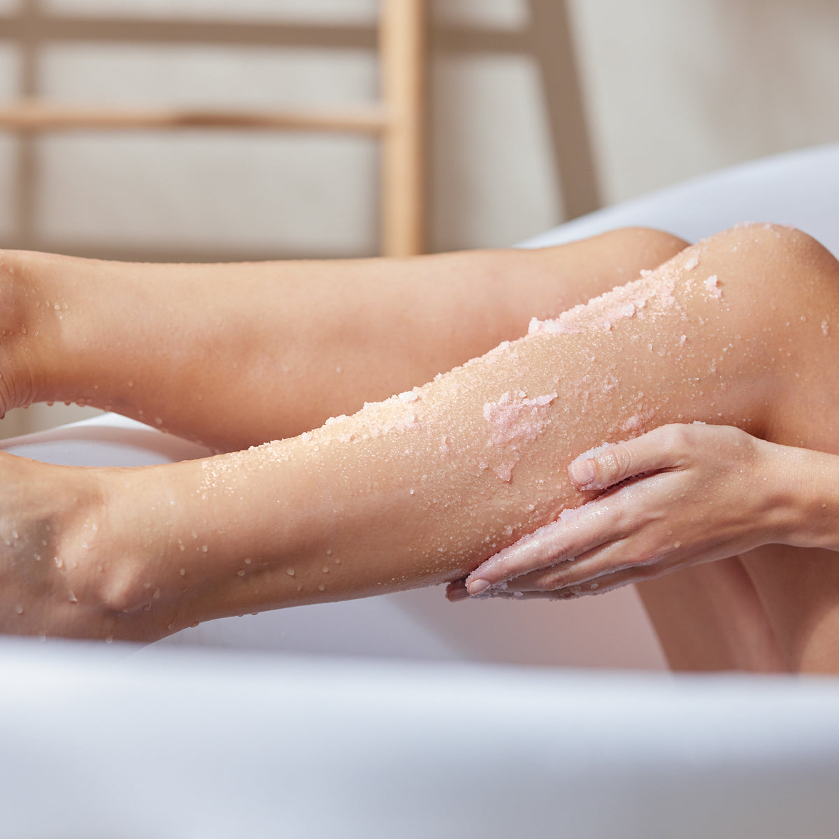 Premium White Tea Body Scrub 320g - Exfoliating & Moisturizing for Soft, Glowing Skin - Perfect for Spa Day & Self-Care Routine