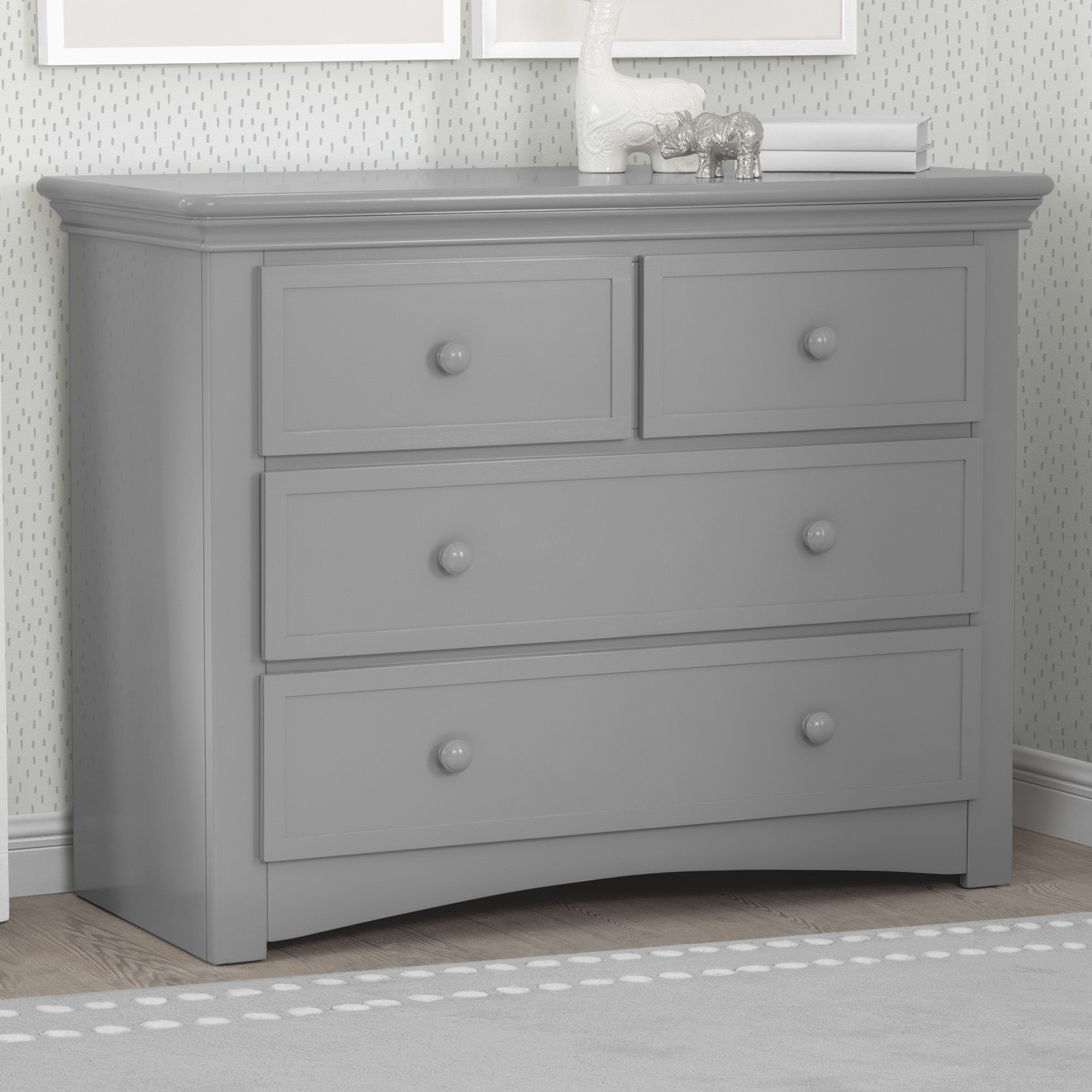 Grey (026)