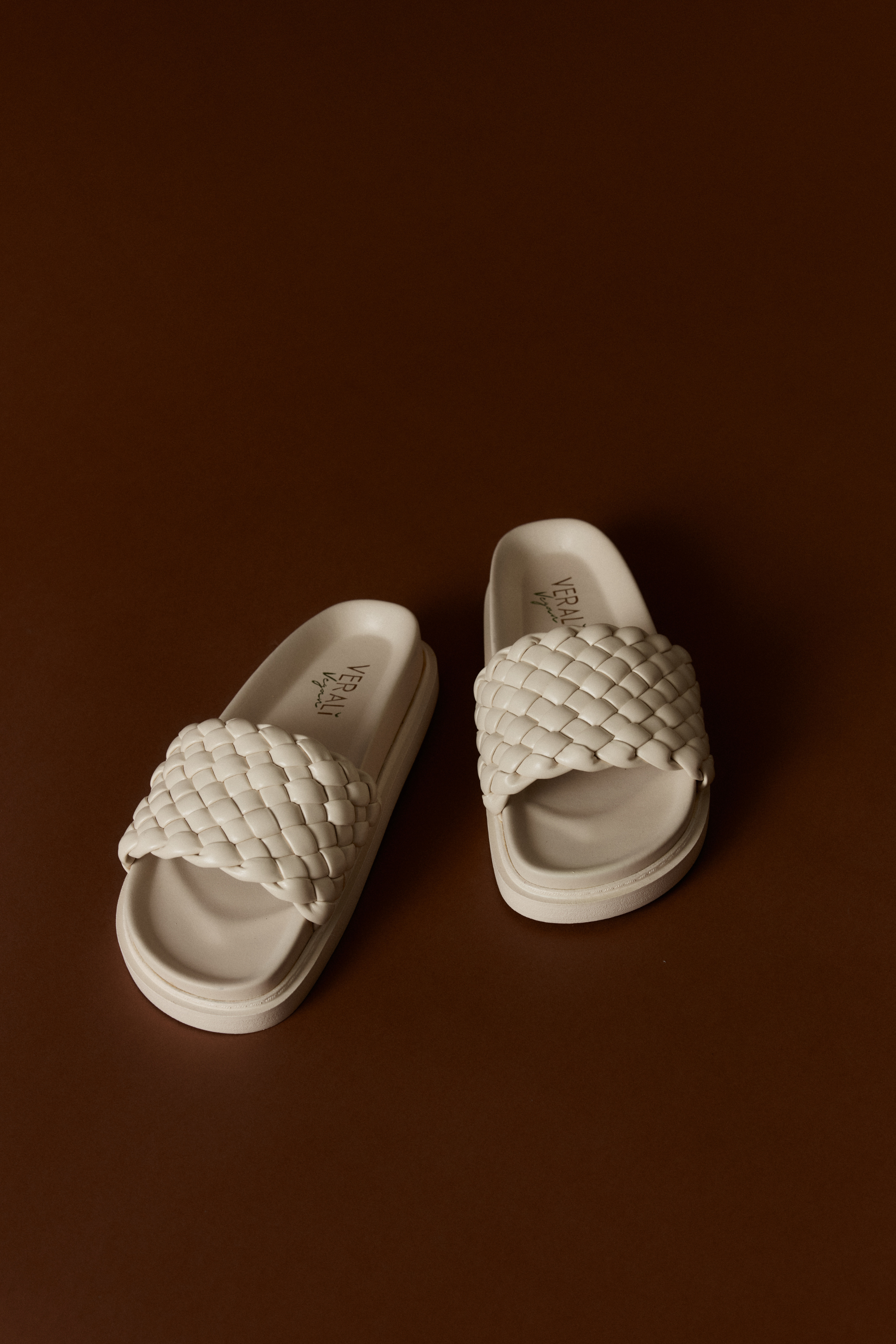 Bruce Footbed Slides for Men & Women - Comfortable Arch Support Sandals in Bone White - Perfect for Beach, Pool, and Indoor Wear