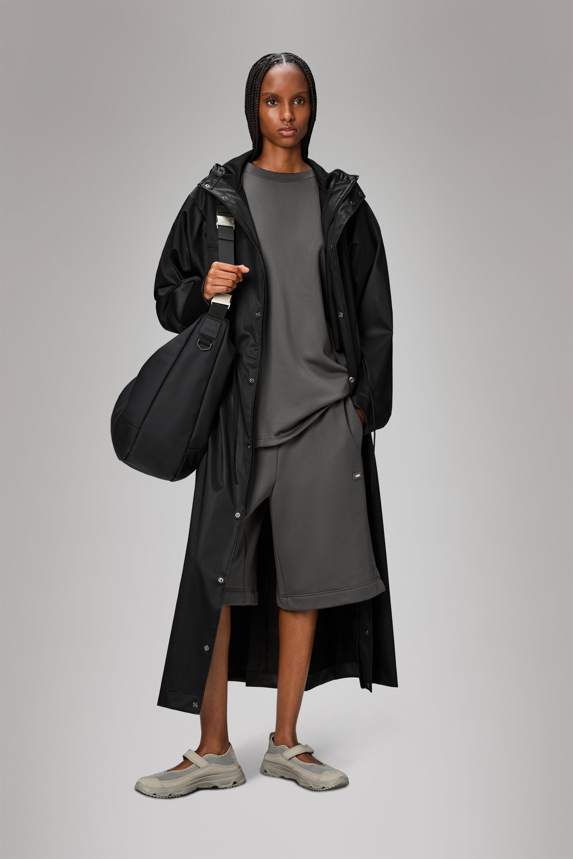 Stylish Bold Longest Jacket for Women & Men - Waterproof Windbreaker Coat for Outdoor Activities, Hiking & Travel