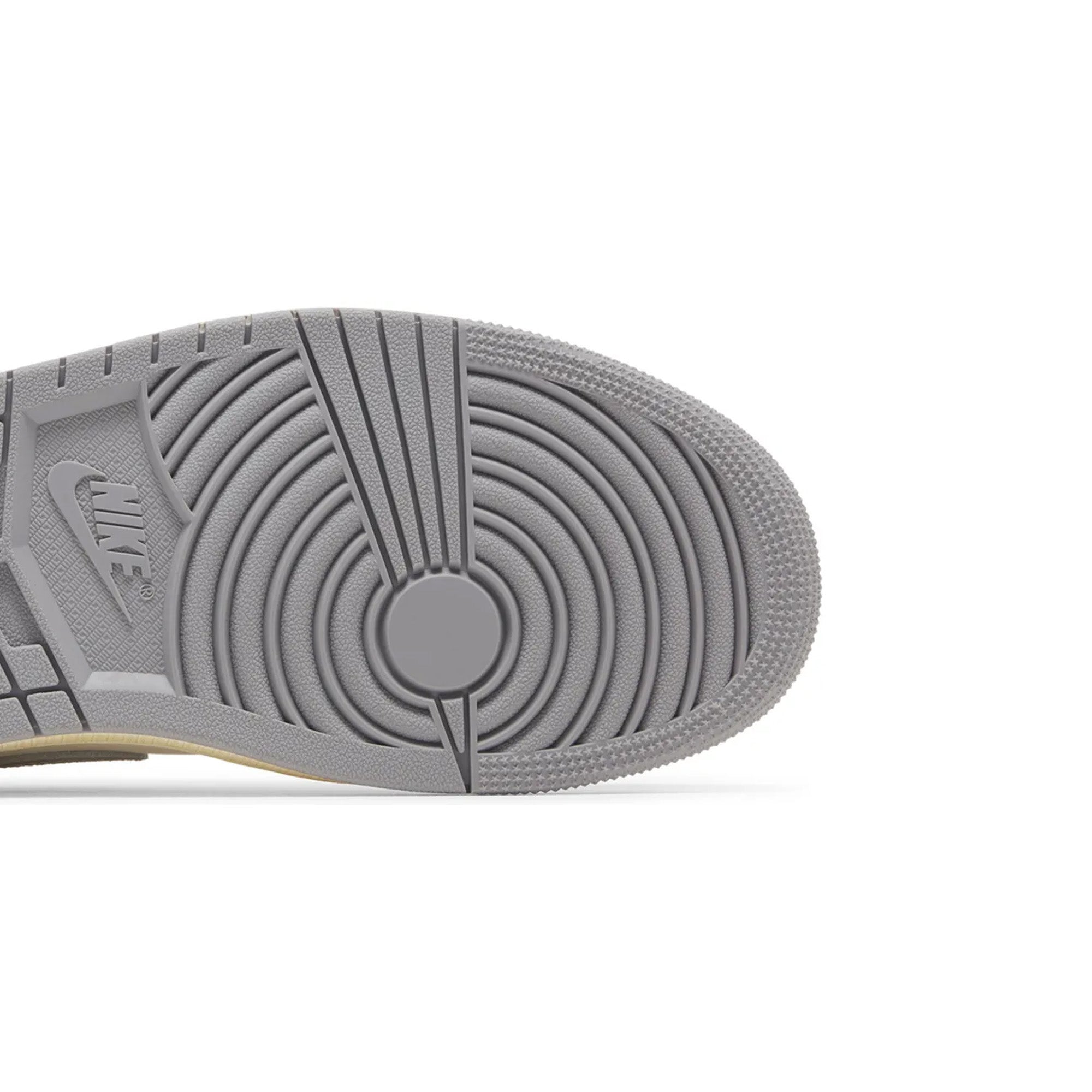 Air Jordan 1 Retro Low OG 'Atmosphere Grey' Sneakers (2023) - Men's Basketball Shoes for Casual Wear & Street Fashion