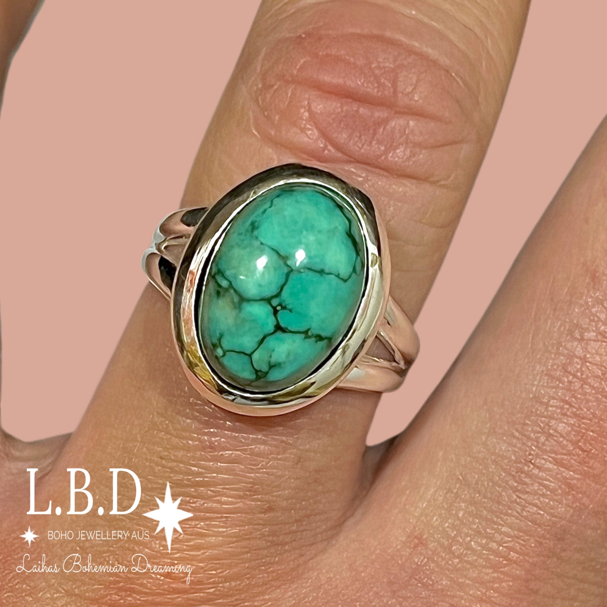 Elegant Oval Turquoise Ring for Women - Vintage Boho Chic Jewelry - Perfect for Parties, Weddings & Everyday Wear