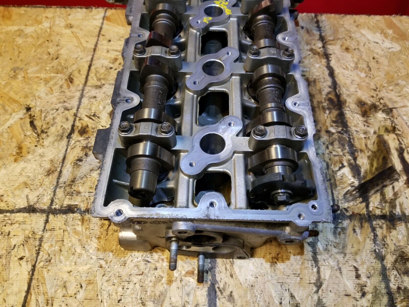 2006-2010 Hyundai Azera 3.8L V6 Left Driver Side Cylinder Head OEM Replacement Part - Perfect for Engine Repair & Performance Upgrade