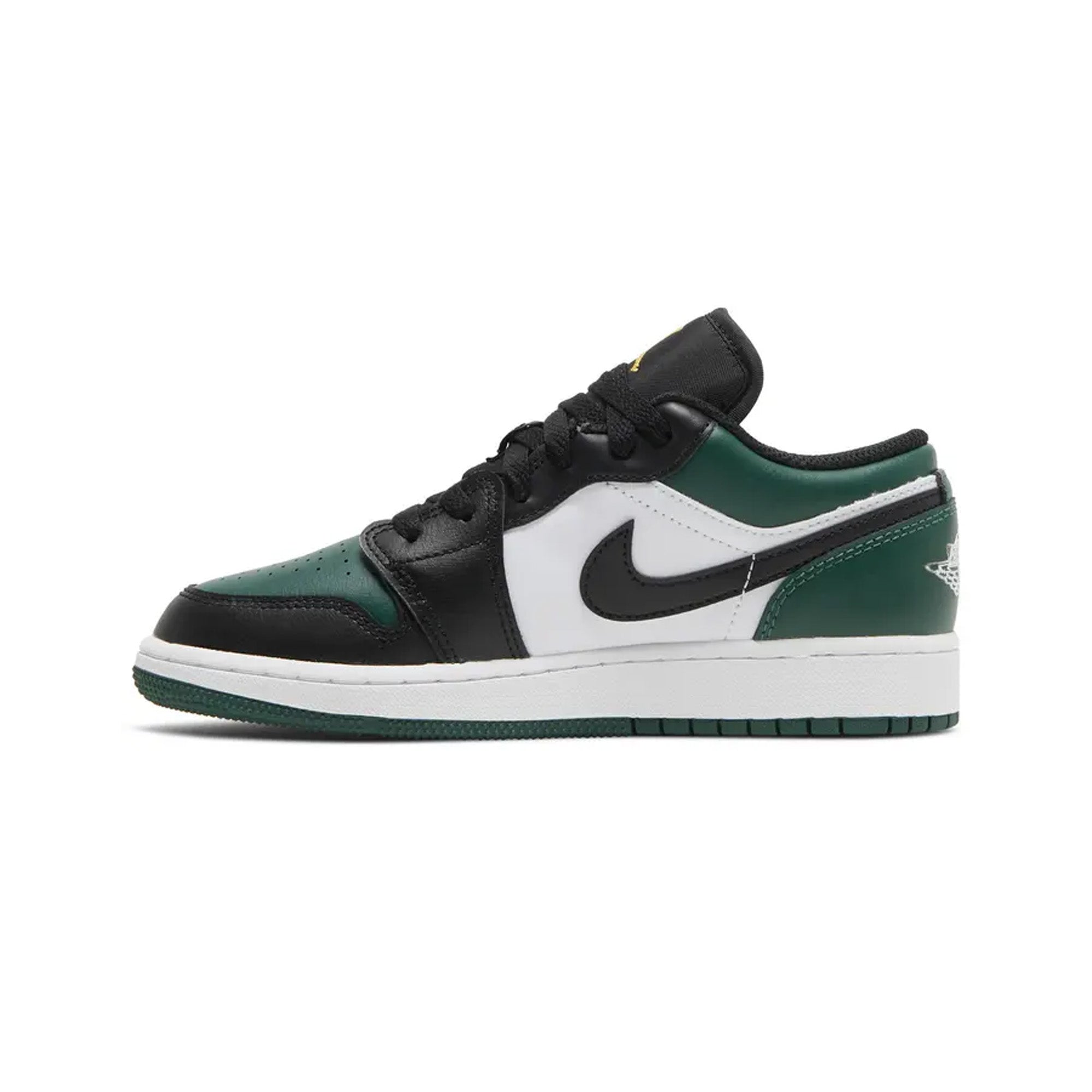 Air Jordan 1 Low 'Green Toe' GS Sneakers - Women's Basketball Shoes for Casual Wear & Street Style Fashion