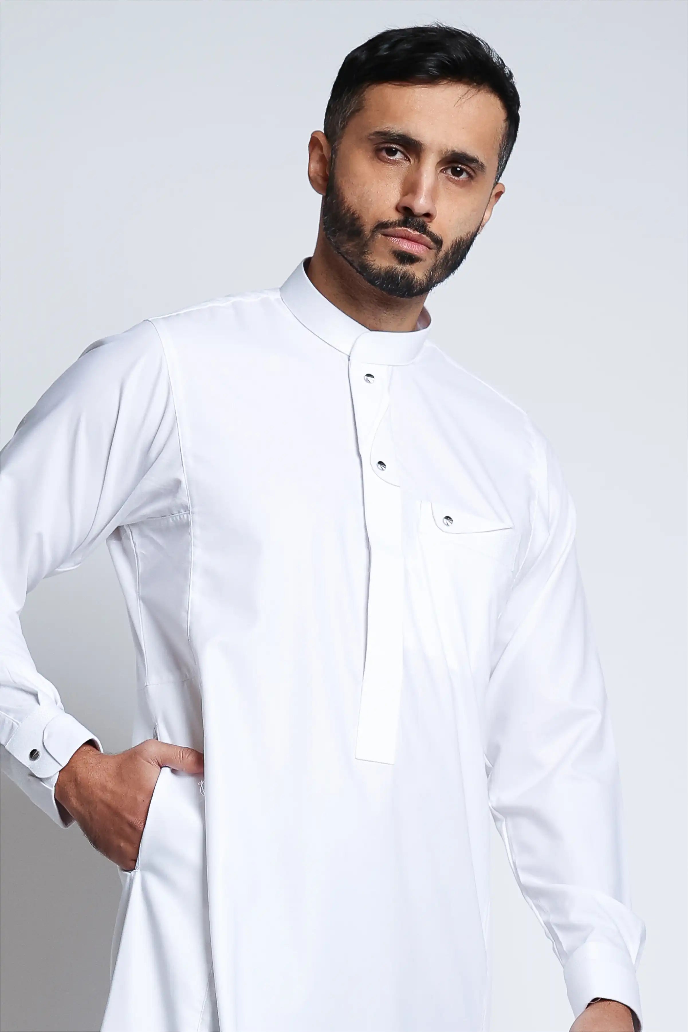 Premium J135 Brilliant White Thobe for Men - Traditional Islamic Robe - Perfect for Eid, Ramadan & Daily Wear