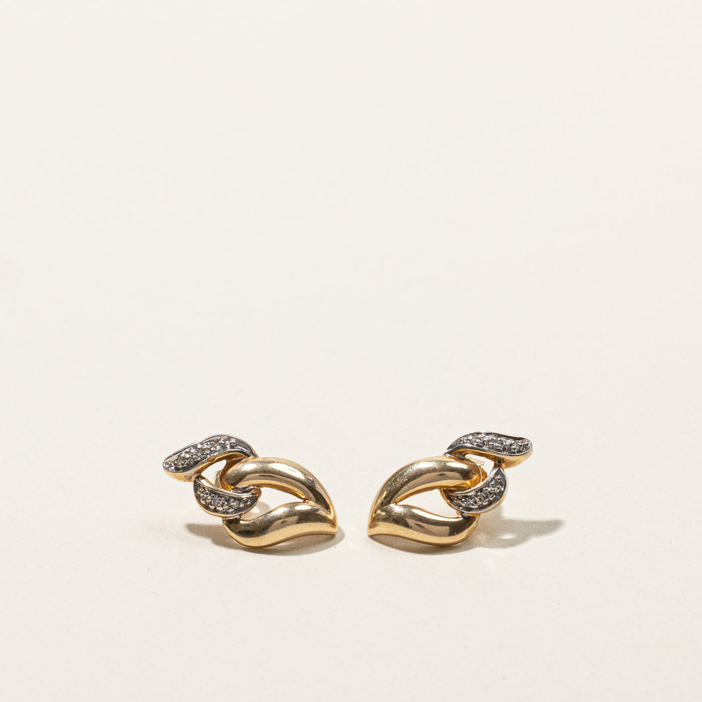 0.03ctw Diamond Interlocking Earrings for Women - Elegant & Durable 14K Gold Hoop Earrings for Everyday Wear & Special Occasions