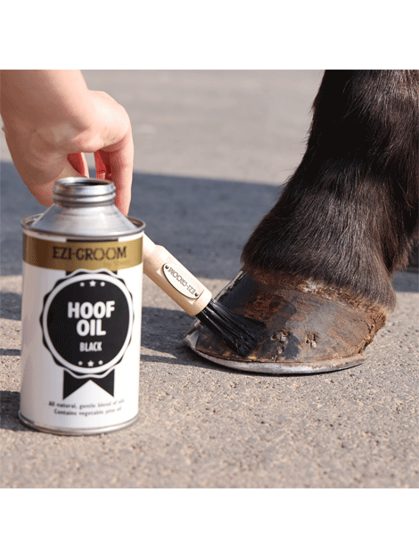 Premium Wooden Hoof Oil Brush for Horses - Durable Grooming Tool for Hoof Care & Shine - Perfect for Stable, Ranch & Equine Maintenance