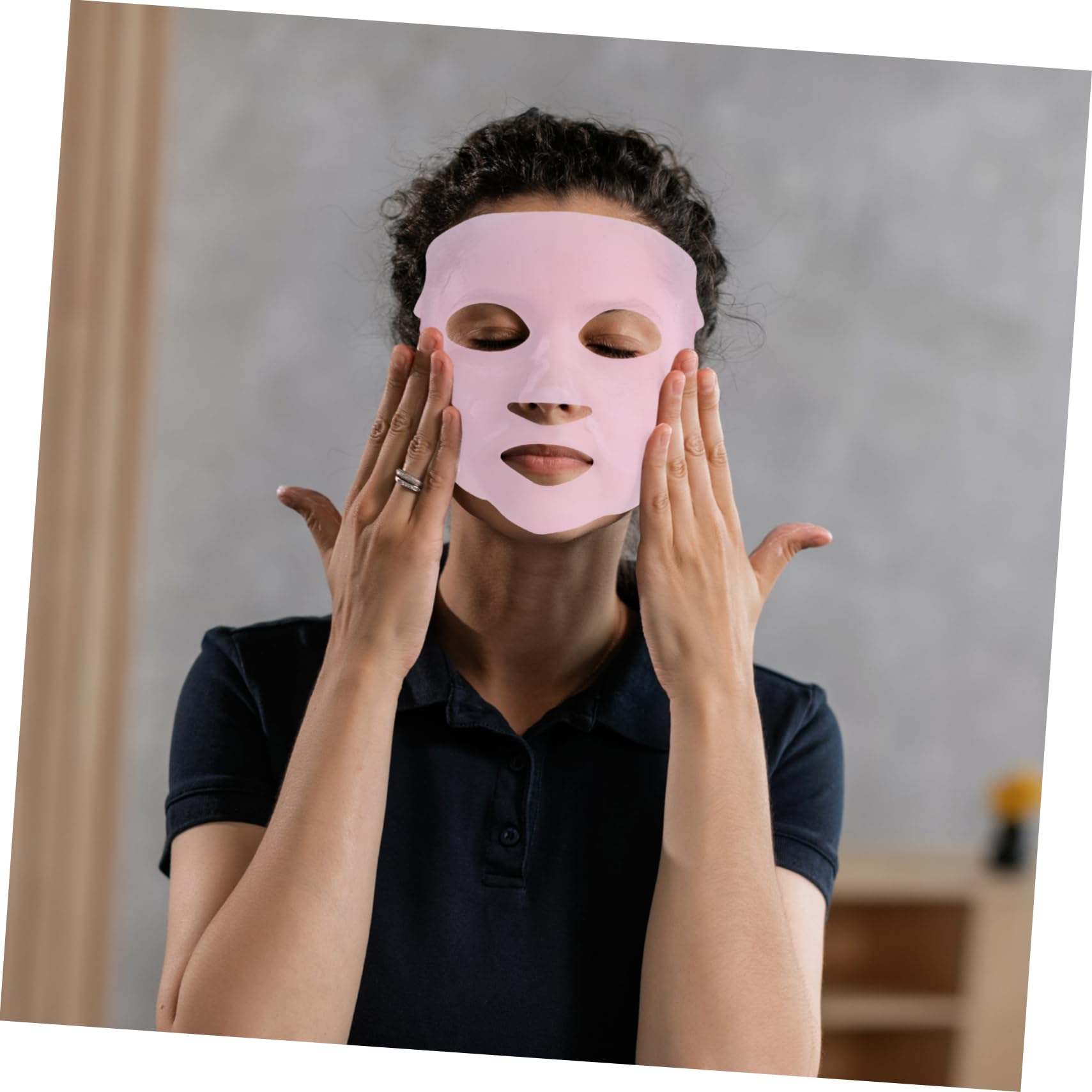 3D Silicone Mask Cover - Reusable Skincare Holder for Women | Spa & Home Use