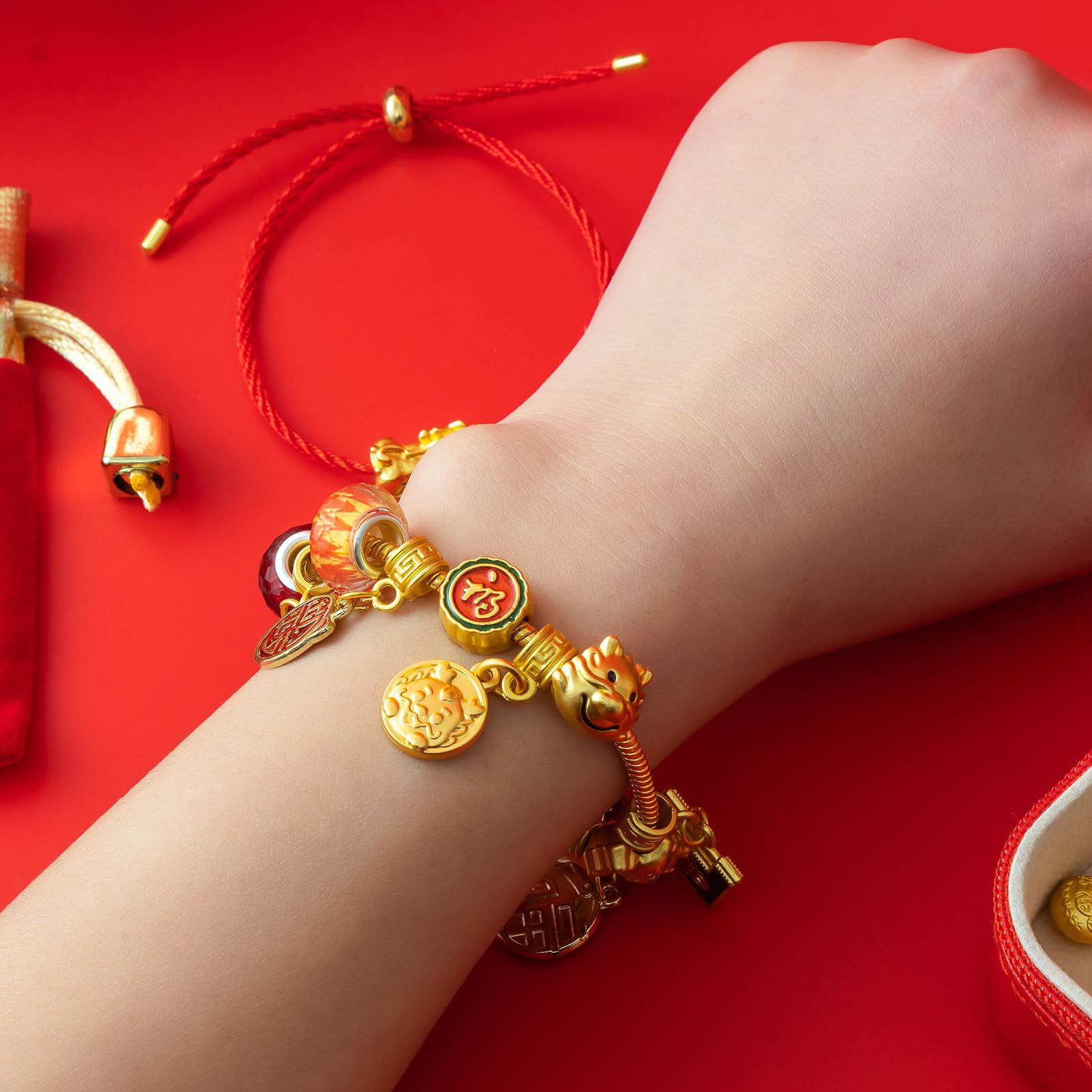 HUNYA Advent Beaded Bracelet Kit, DIY Advent Calendar Bracelet Making Set with 2024 Countdown Calendar | Jewelry Advent Calendar for Christmas Gifts, Holiday Crafts, and Countdown to Christmas Celebrations