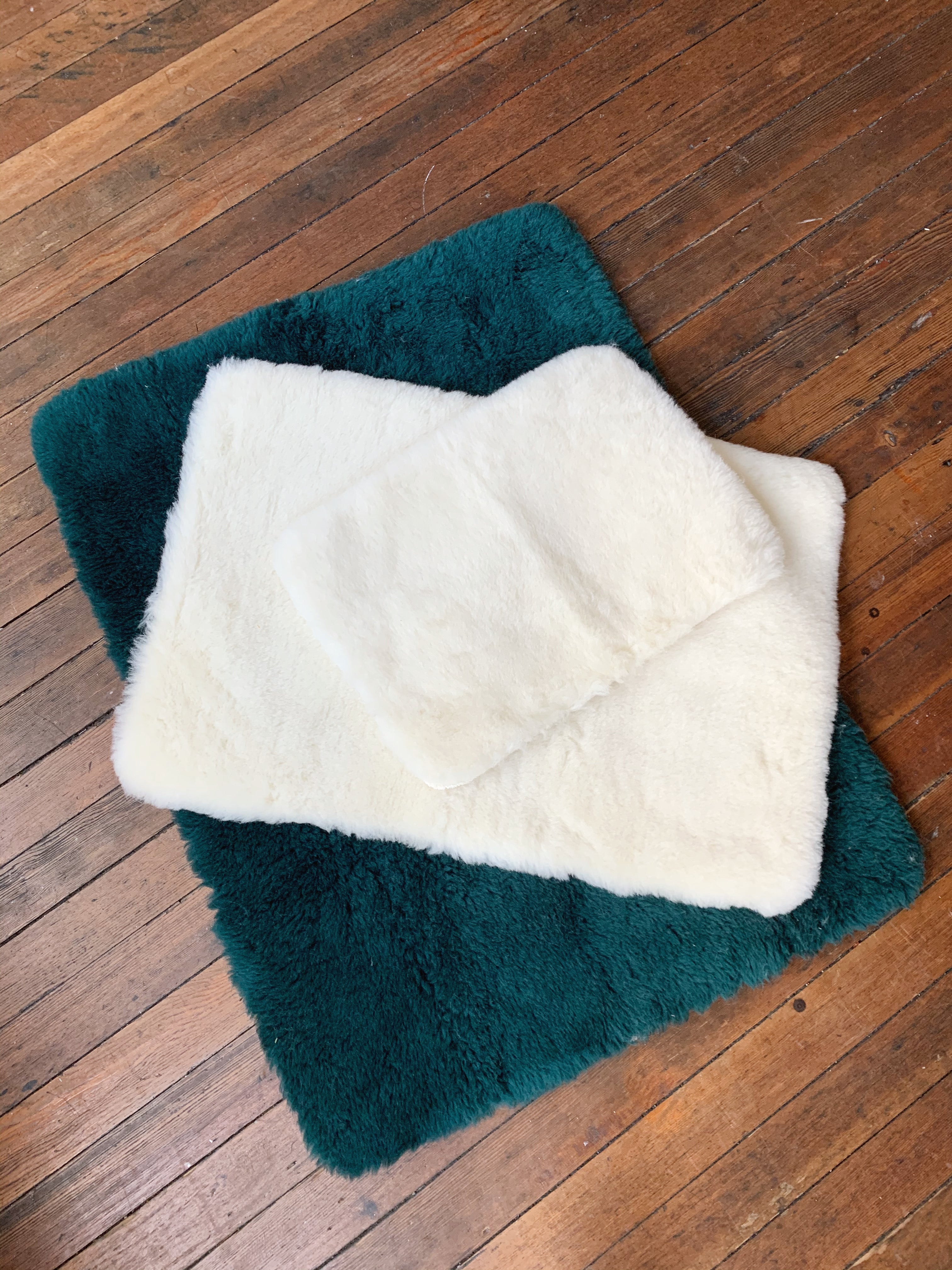 Premium Wool Comfort Pads - Assorted Sizes (Small/Medium/Large) for Mattress Toppers, Cribs & Pet Beds - Natural Temperature Regulation & Pressure Relief