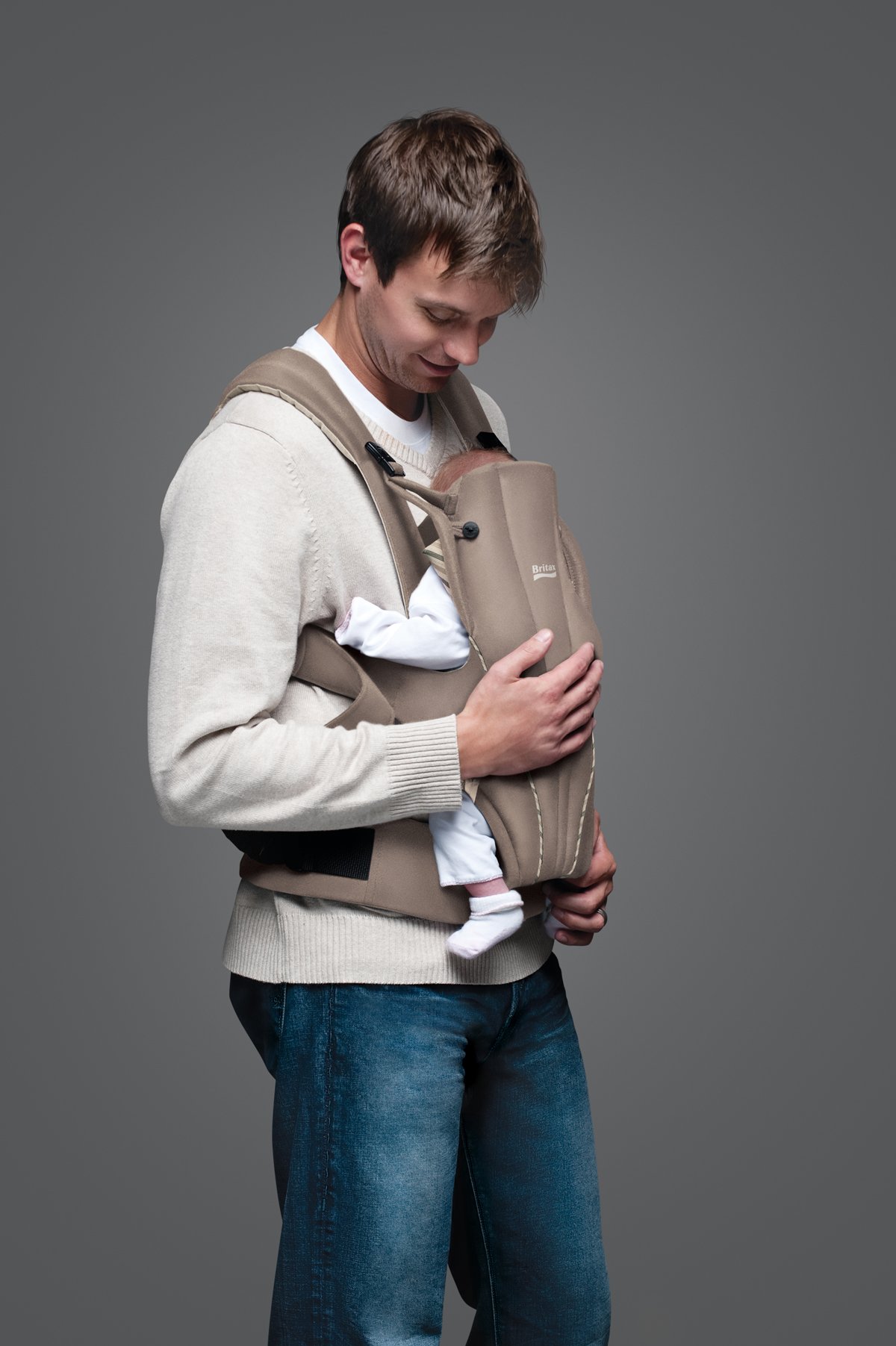 Britax Organic Baby Carrier - Soft & Breathable Tan Infant Carrier for Newborns & Toddlers - Perfect for Hiking, Travel & Everyday Use