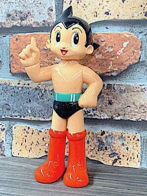 Astro Boy Bobblehead Figure - Anime Collectible for Desk Decor, Gifts, and Pop Culture Fans | Perfect for Home, Office, and Anime Conventions