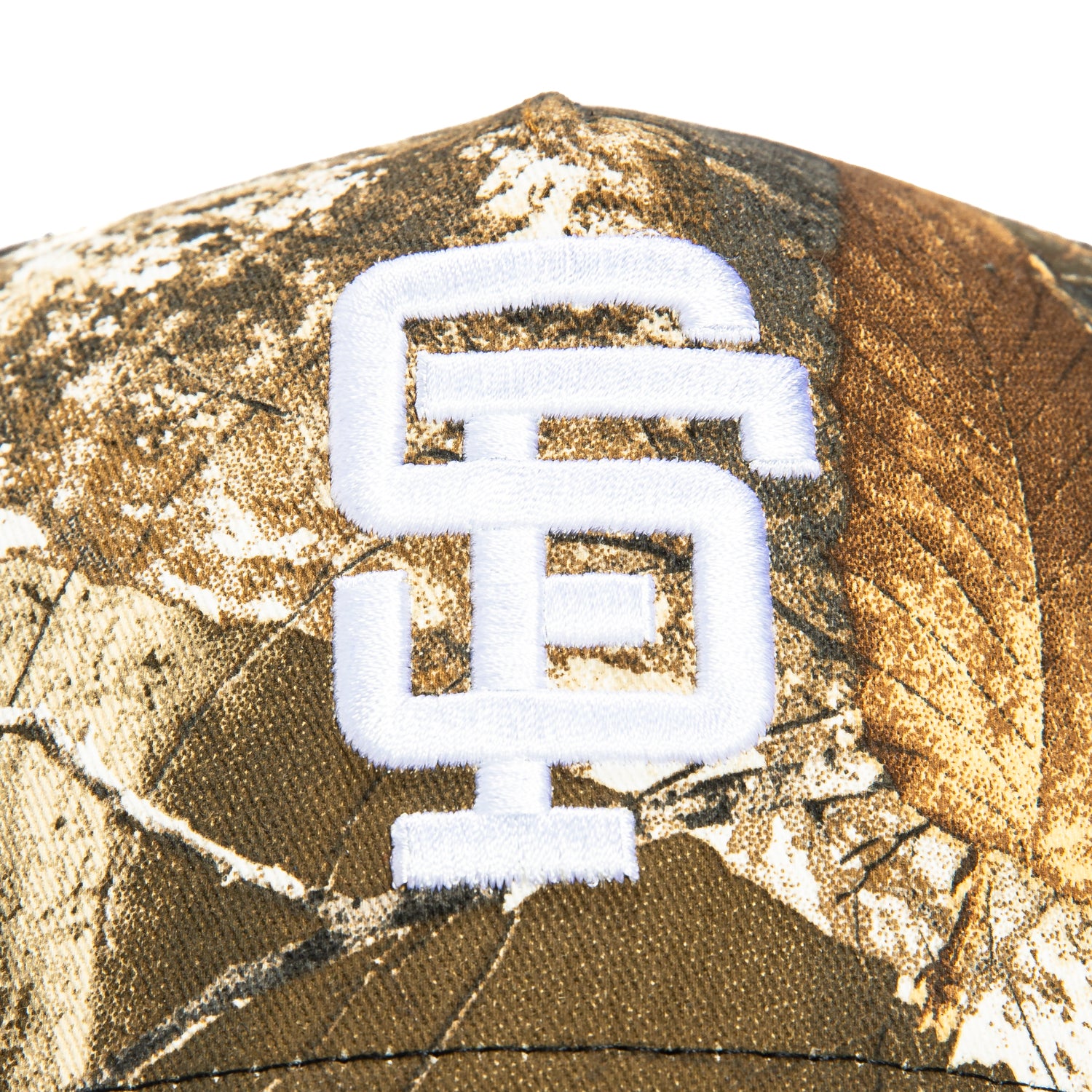 New Era 9Forty A-Frame San Francisco Giants Snapback Trucker Hat - Realtree Camo & Black - Adjustable Baseball Cap for Men & Women - Perfect for Baseball Games, Outdoor Activities & Streetwear Fashion