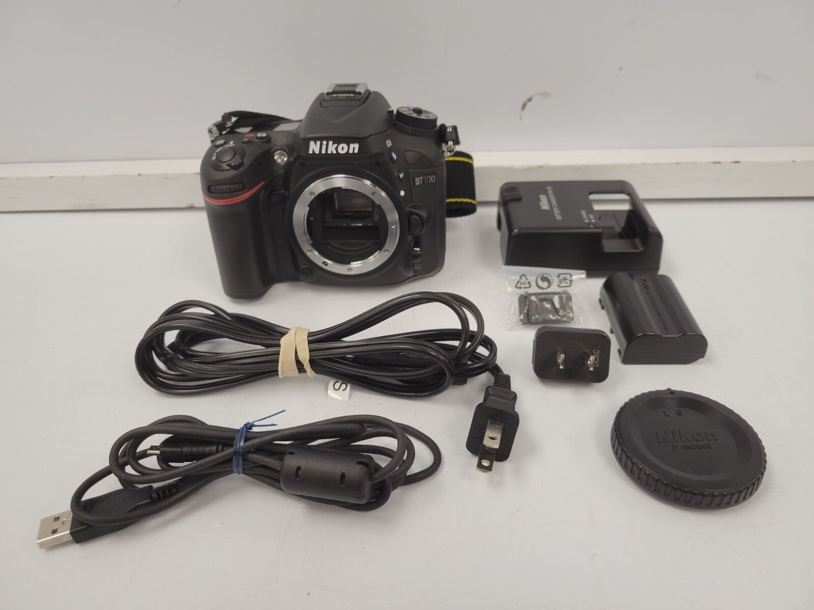 Nikon D7100 24.1MP DX-Format Digital SLR Camera Body - Perfect for Photography Enthusiasts, Travel & Professional Shoots