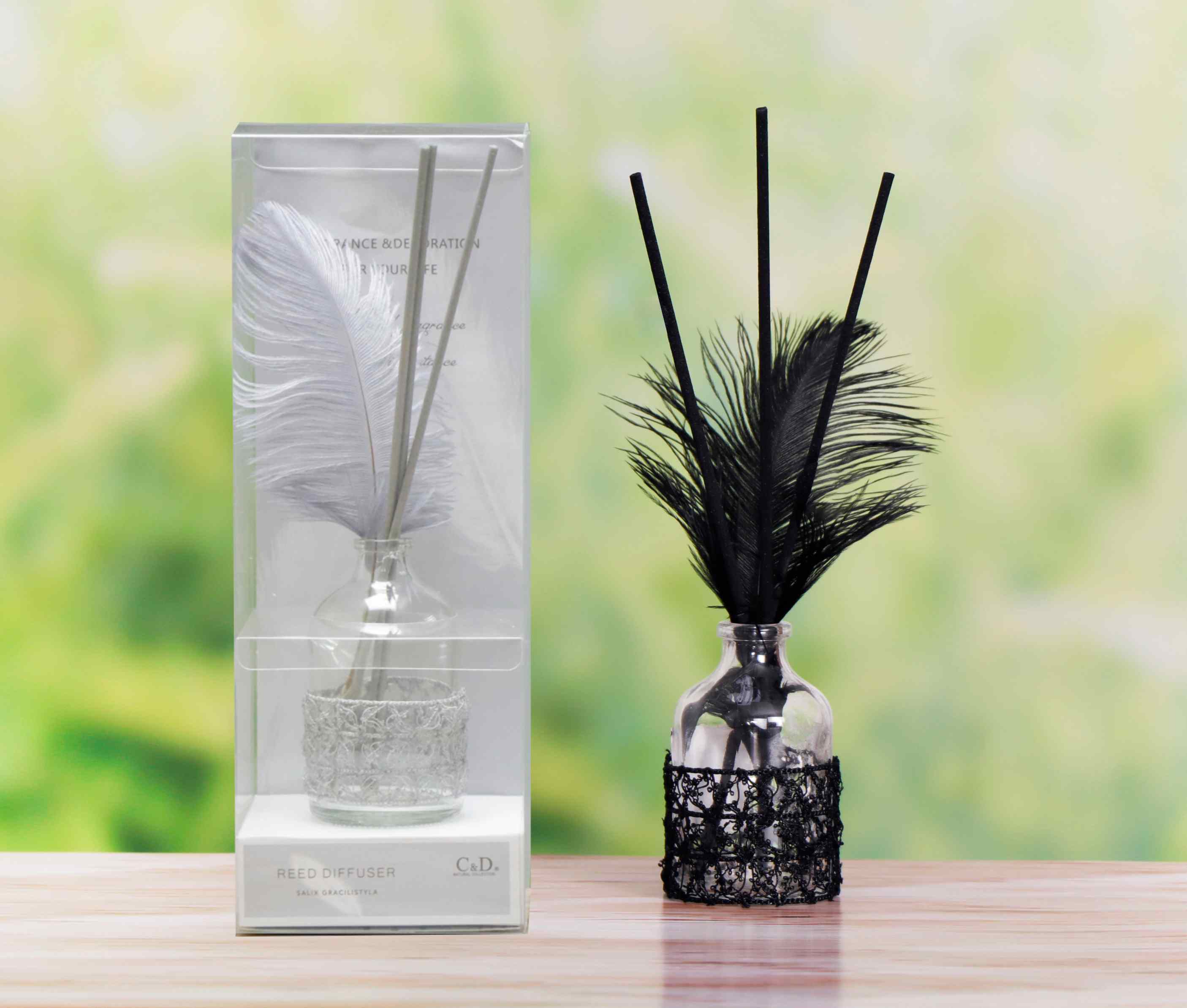 Premium Feather Diffuser for Essential Oils - Aromatherapy & Home Fragrance - Perfect for Bedroom, Bathroom, Spa & Yoga Studio Relaxation