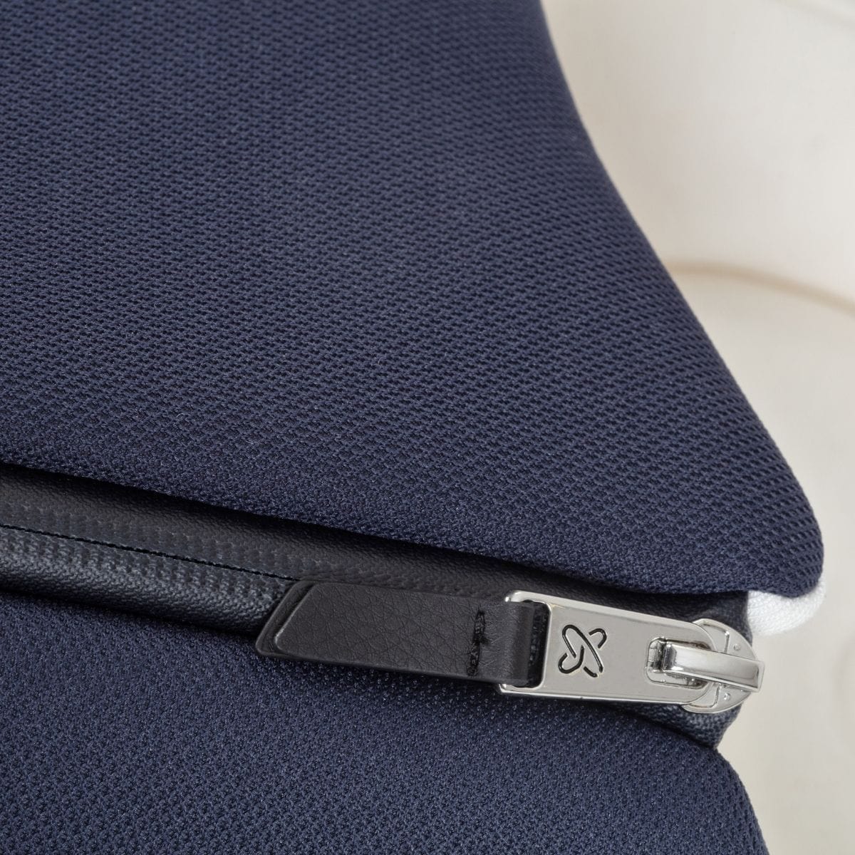 Silver Cross Reef Newborn Pod - Lightweight Baby Carrier for Newborns to Toddlers | Perfect for Travel, Shopping & Outdoor Adventures