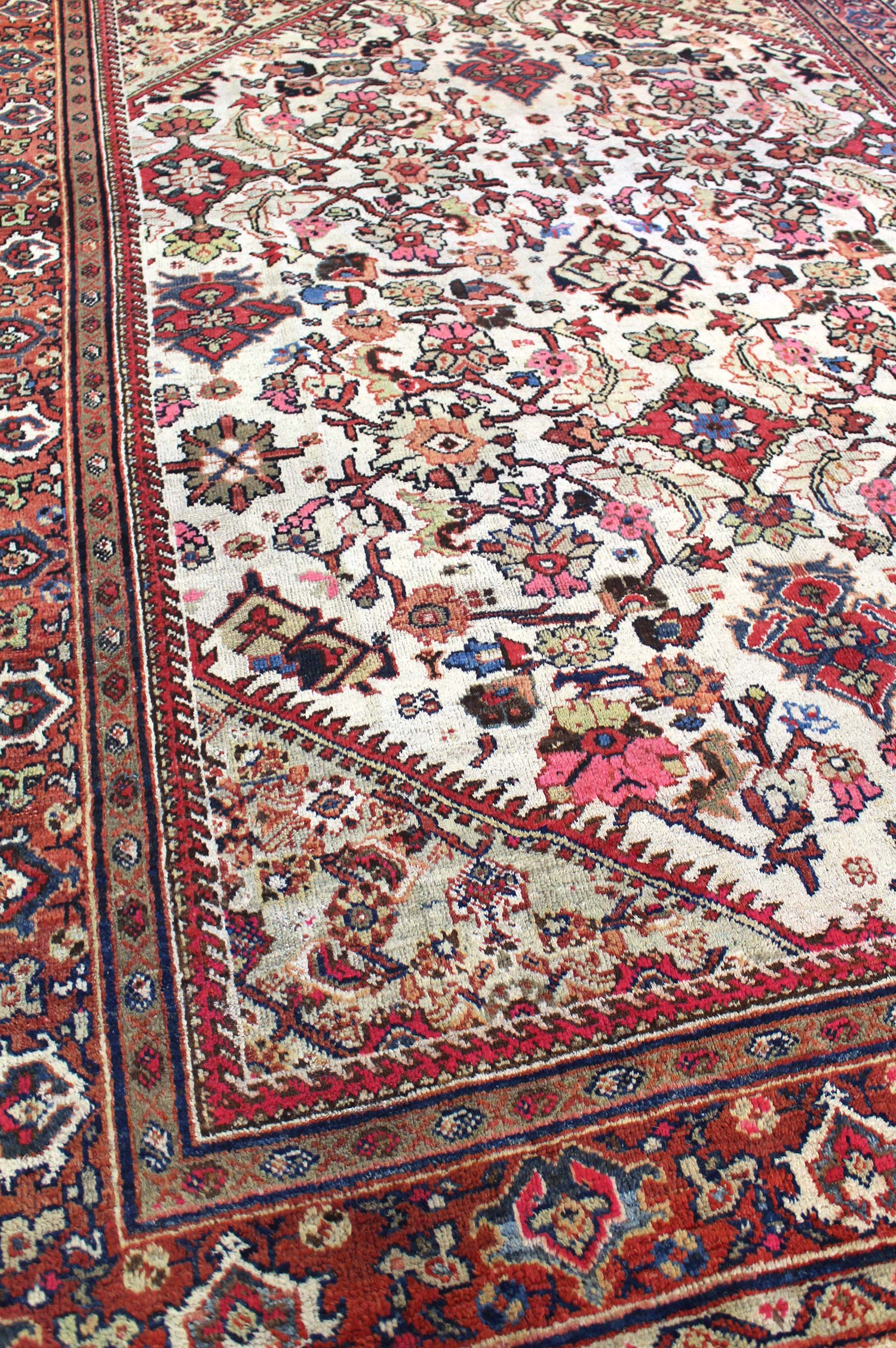Antique Mahal Handwoven Traditional Persian Rug JF8337 - Vintage Home Decor for Living Room, Bedroom & Office