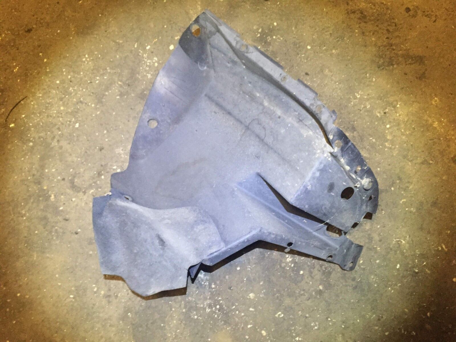 2004-2007 Cadillac CTS Front Right Fender Liner Splash Guard - OEM Replacement Part for Enhanced Protection | Perfect for Off-Roading & All-Weather Driving