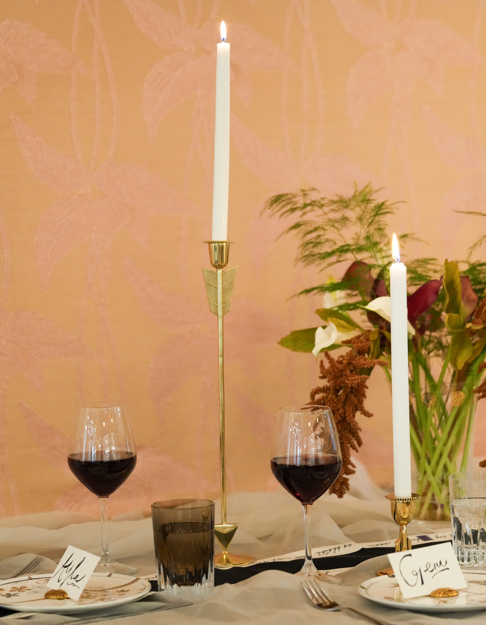 Arrow Candle Holder - Elegant Metal Candle Stand for Home Decor, Wedding Centerpieces & Romantic Dinner Table Setting