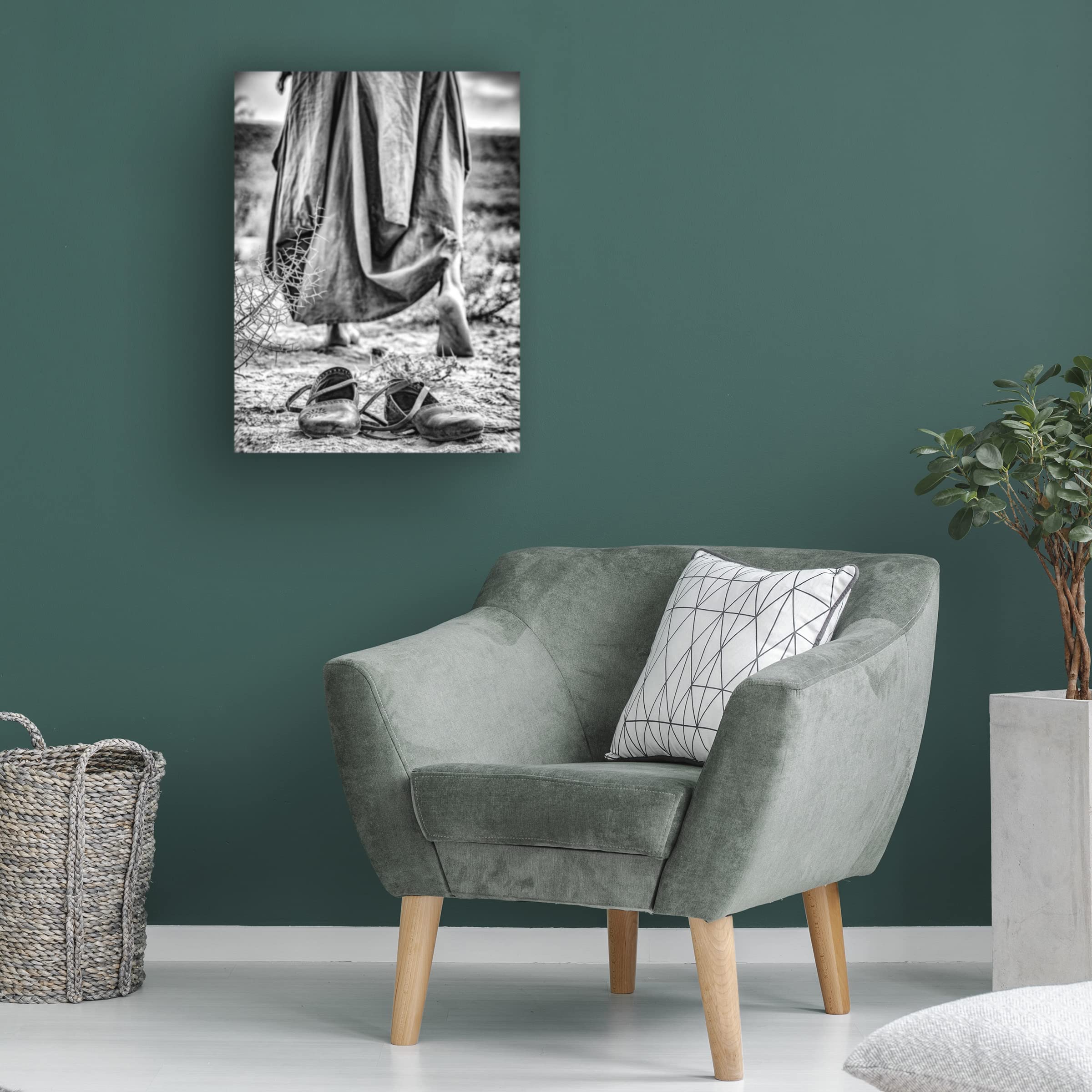 Trademark Fine Art 'Passenger' Canvas Wall Art by Afshin Saeidinia - Modern Home Decor for Living Room, Bedroom & Office