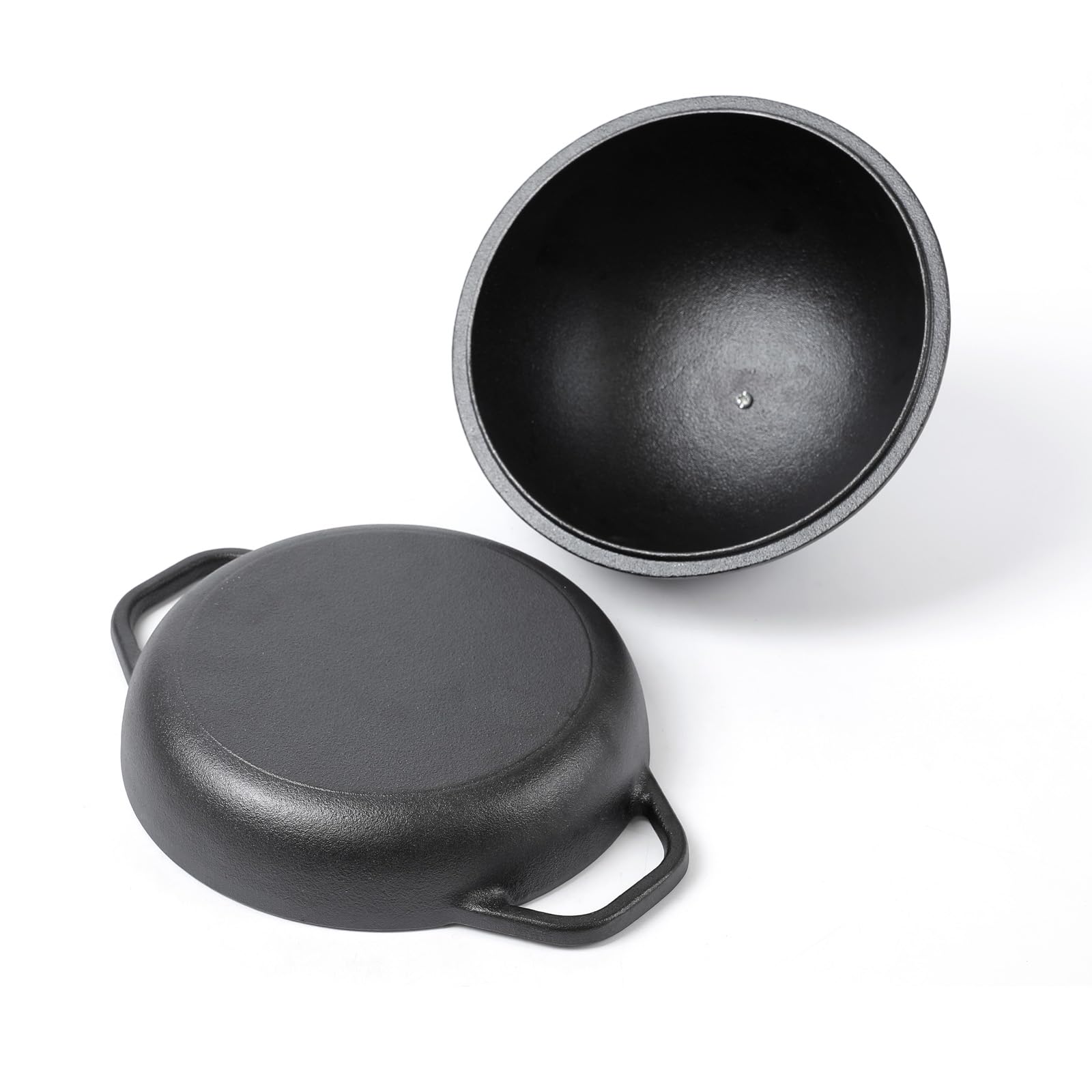 HAWOK 7.8 Inch Pre-Seasoned Cast Iron Bread Cloche with Proofing Basket & Dough Scoring Knife - 20cm Sourdough Baking Pan for Artisan Bread, Dutch Oven Alternative - Perfect for Home Bakers & Bread Making Enthusiasts