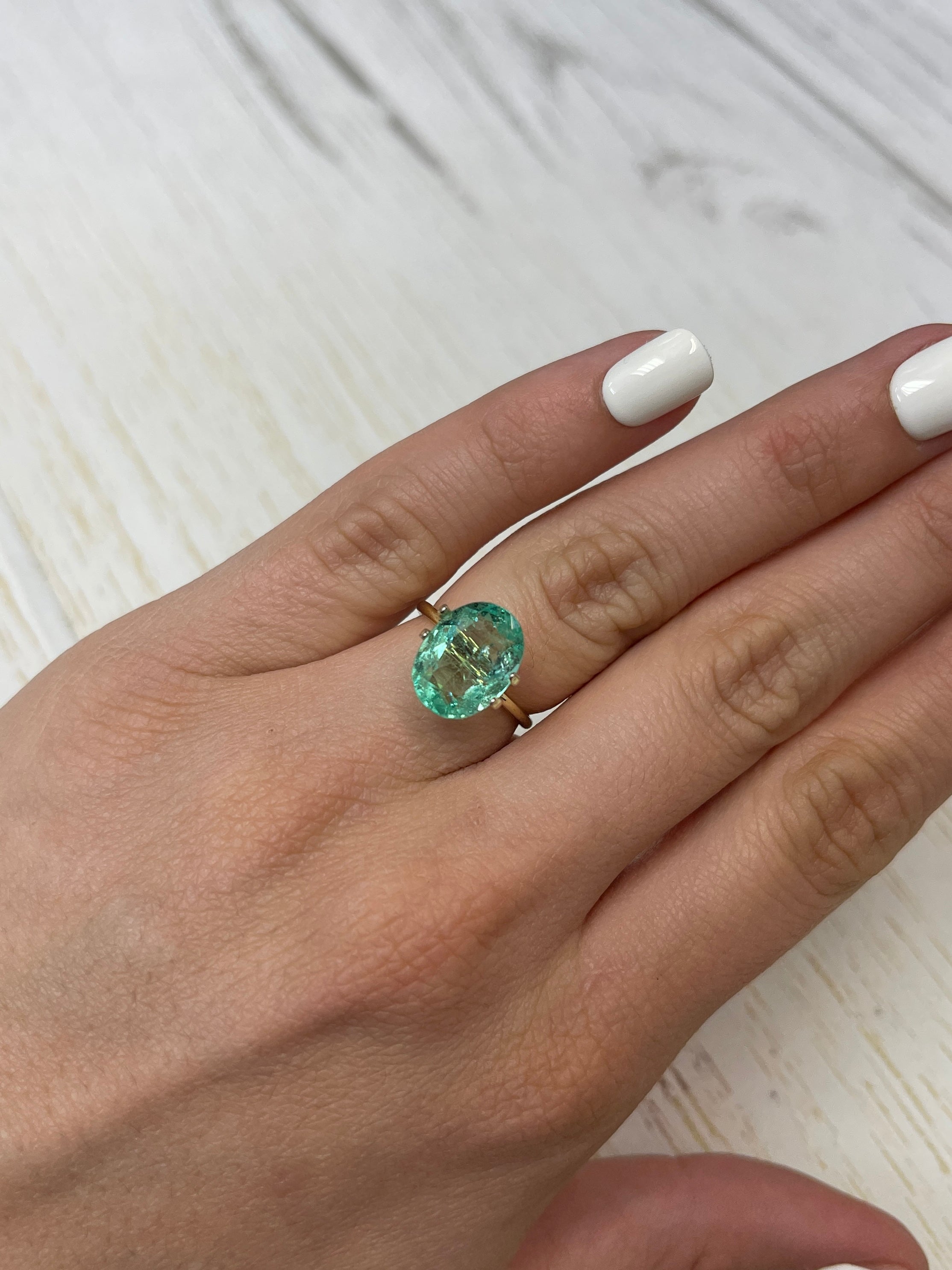 4.32 Carat 13x10mm Sea Foam Green Natural Loose Colombian Emerald Oval Cut Gemstone for Jewelry Making, Engagement Rings & Fine Collections