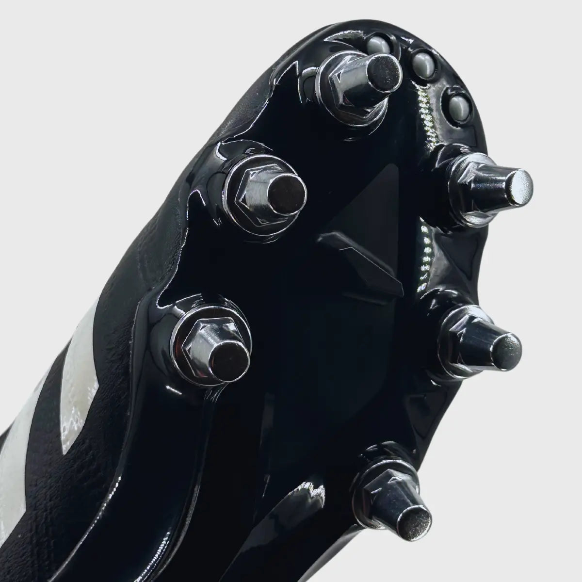 18mm Rugby League Studs - Durable Metal Cleats for Rugby & Football Shoes - Perfect for Grass & Turf Fields