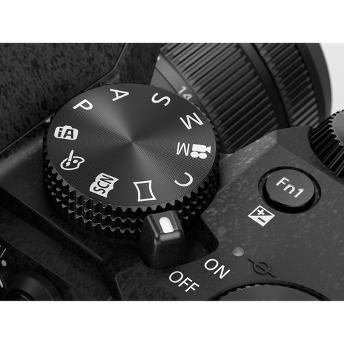 Panasonic Lumix DMC-G7 Mirrorless Digital Camera with 14-42mm & 45-150mm Lenses - 16MP Micro Four Thirds System, 4K Video, WiFi - Perfect for Vlogging, Travel Photography & Content Creation (Black)