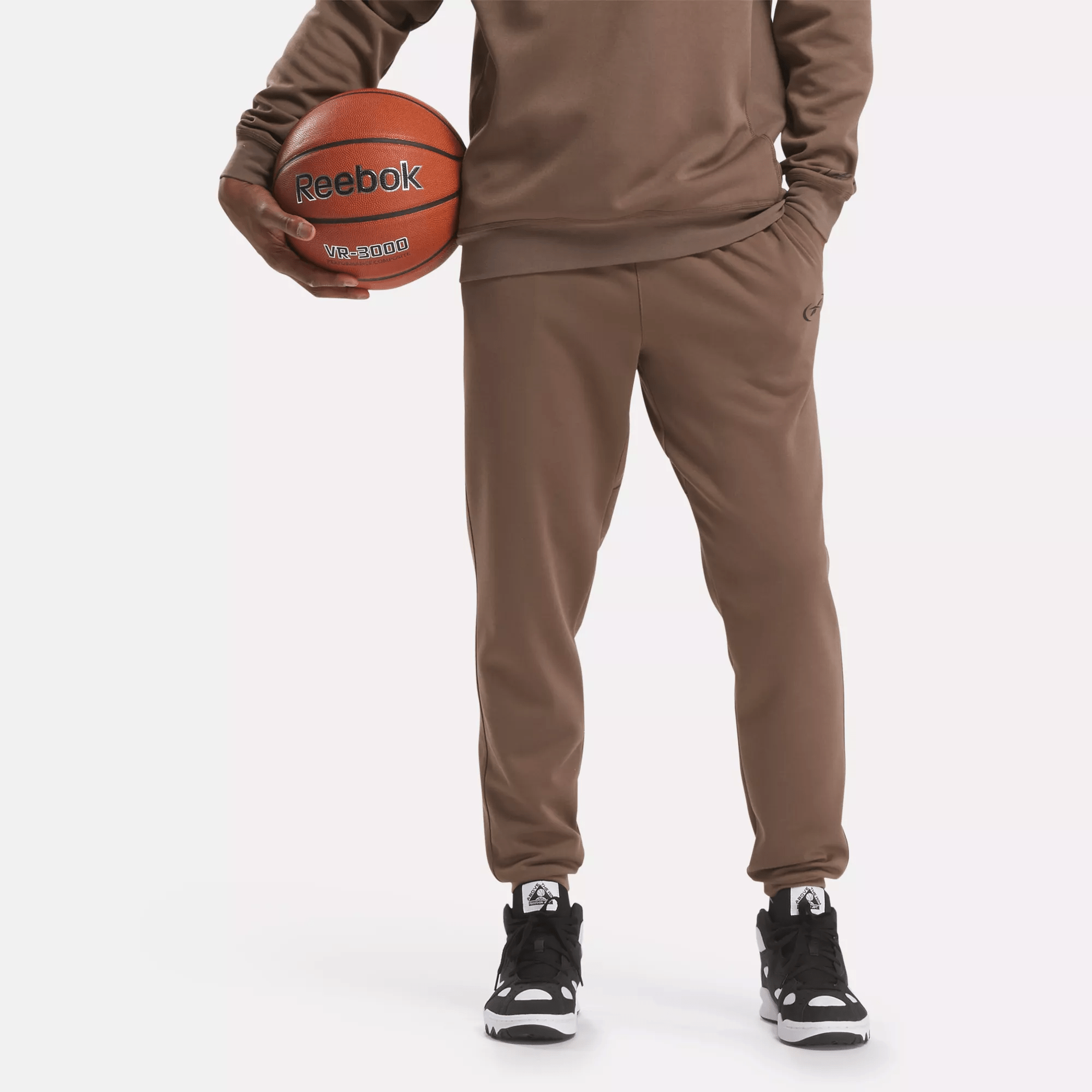 **Best Men's Basketball Pants for Training & Games – Breathable, Lightweight & Comfortable – Perfect for Gym, Court & Casual Wear**