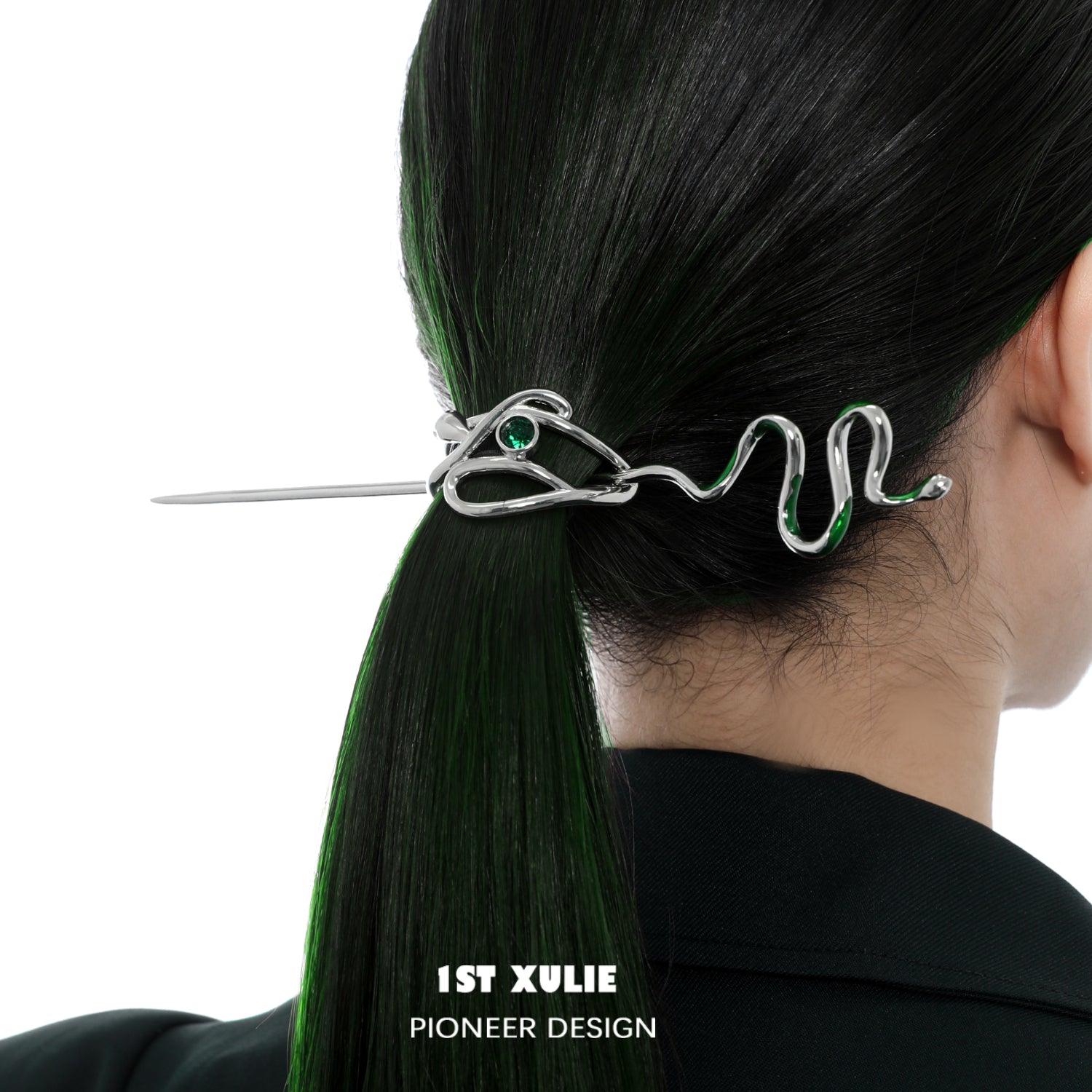 Slytherin House 18k Gold Plated Snake Hair Clip - Elegant Harry Potter Inspired Hairpin for Cosplay, Gift & Daily Wear | Perfect for Halloween, Themed Parties & Potterhead Fashion