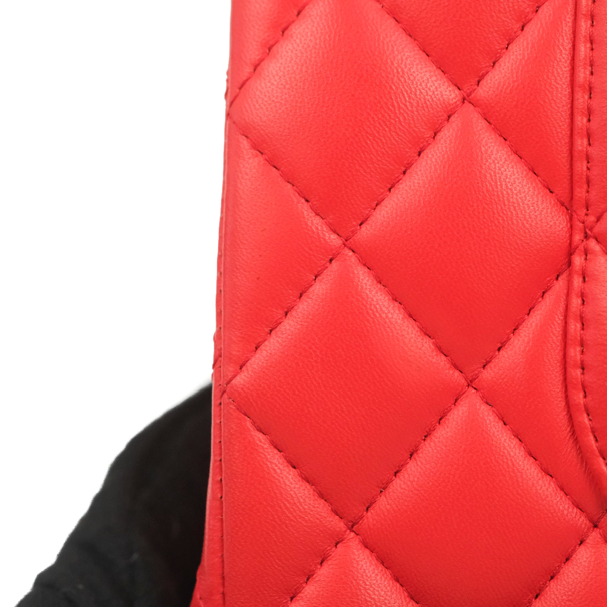 Chanel Classic Medium Double Flap Bag - Red Lambskin Leather with Gold Hardware | Luxury Designer Handbag for Women, Perfect for Parties, Weddings & Everyday Elegance