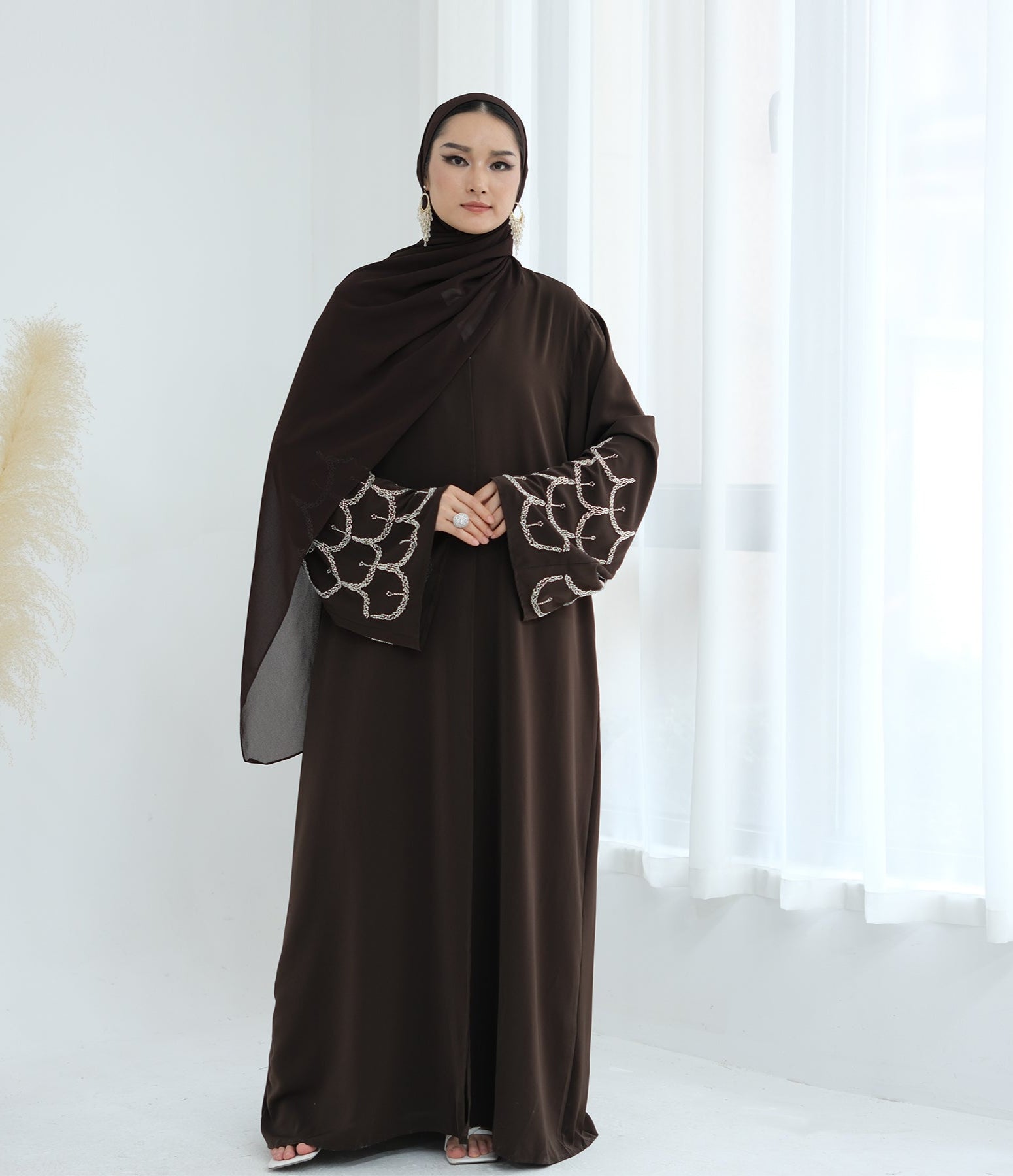 Irssane Nida Open Abaya Kimono - Brown Islamic Prayer Dress for Women | Perfect for Eid, Mosque & Special Occasions