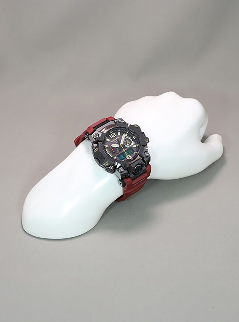 CASIO G-Shock Master of G Mudmaster GWG-B1000 Shock-Resistant Solar-Powered Watch - Made in Japan - JDM - Ideal for Outdoor Adventures, Hiking, and Extreme Sports