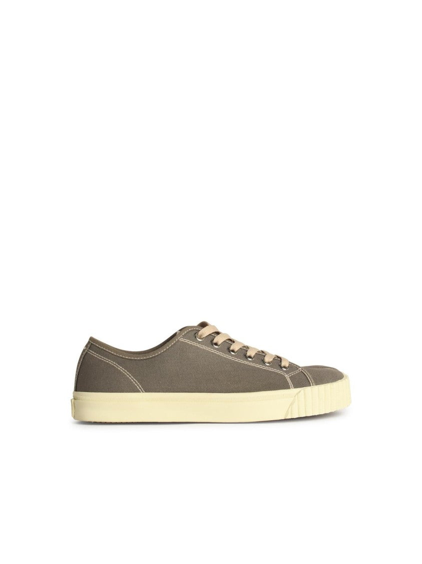 Stylish Grey Tela Tabi Sneakers - Comfortable Split-Toe Shoes for Walking, Running & Casual Wear | Perfect for Yoga, Martial Arts & Street Fashion