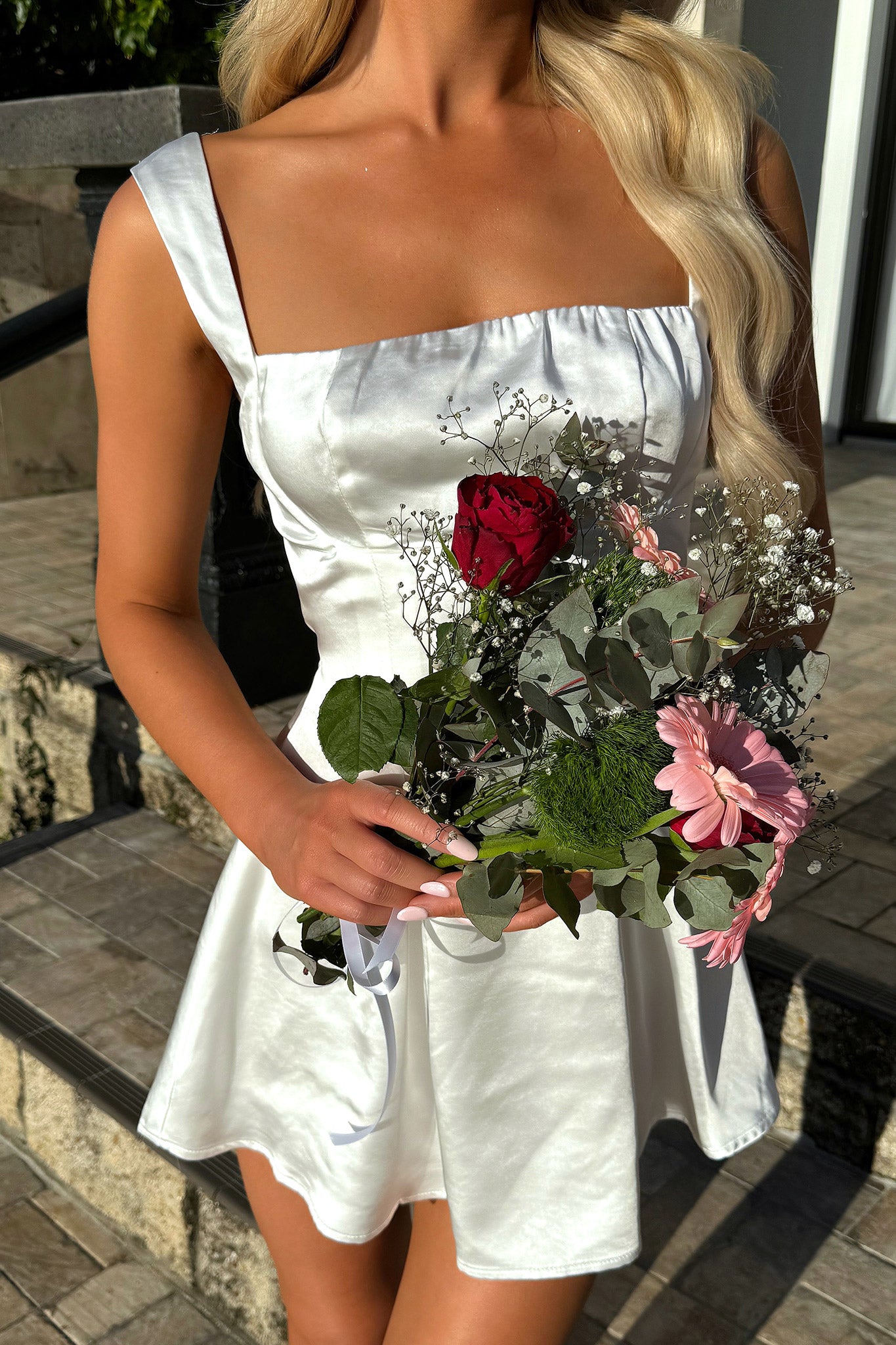 Edina Dress - Elegant White Women's Dress for Casual & Formal Occasions | Perfect for Parties, Weddings & Office Wear