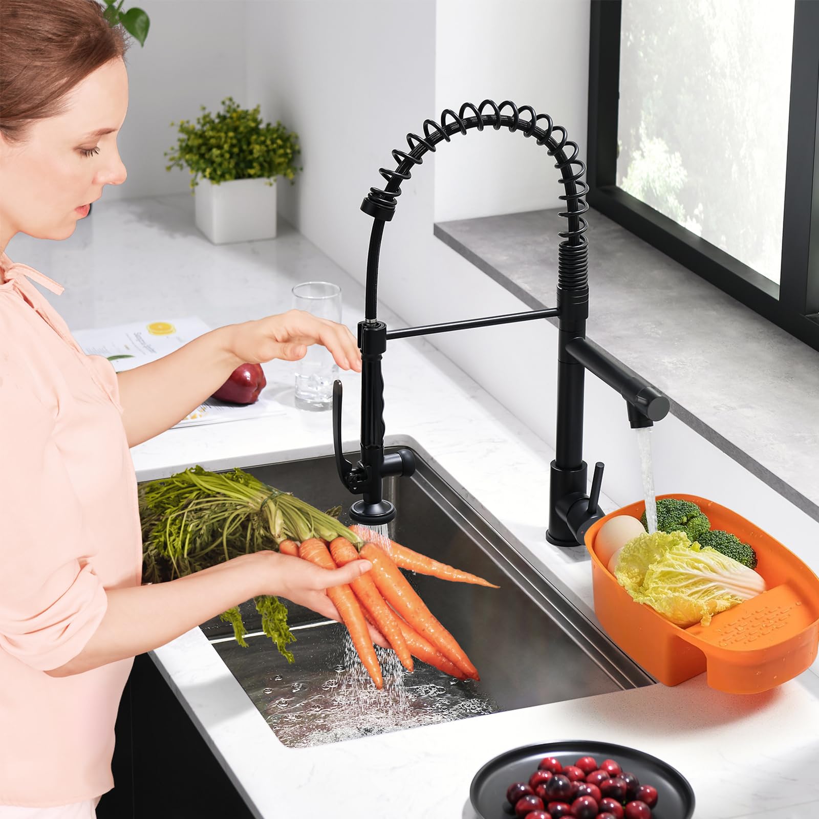 Fapully Black Kitchen Faucet with Deck Plate - Modern Matte Black Pull Down Sprayer Faucet for Sink, High Arc Brushed Nickel Gooseneck Design - Perfect for Home Kitchen, Restaurant & Commercial Use