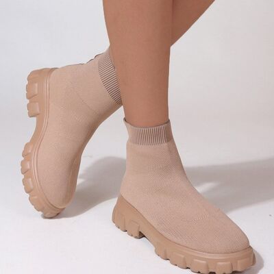 Women's Mesh Round Toe Platform Boots - Chunky Heel Ankle Booties for Casual Outfits & Street Style | Perfect for Fall, Winter & Everyday Wear