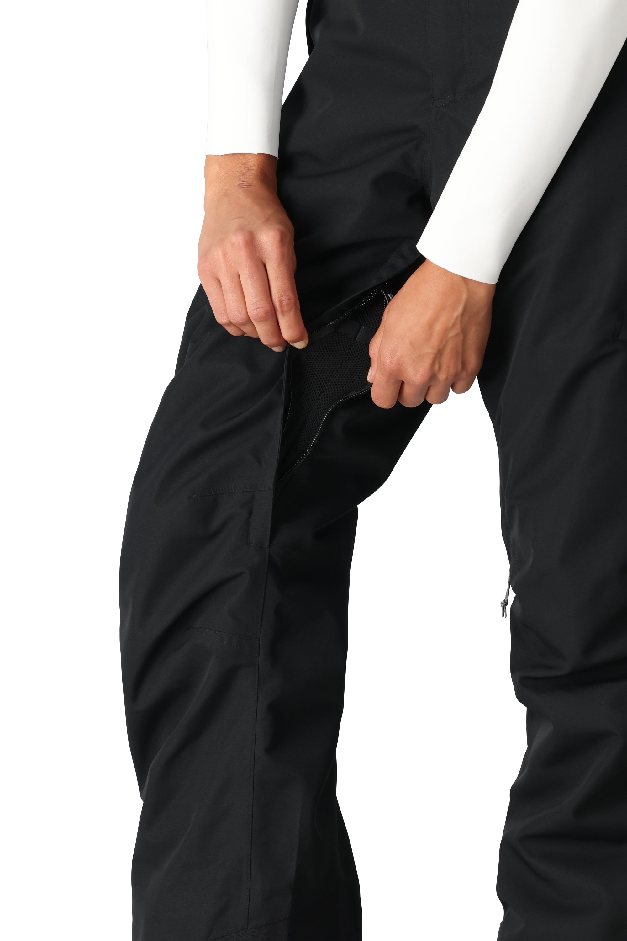 686 Women's SMARTY® 3-in-1 Cargo Pants - Waterproof, Windproof & Insulated Winter Snow Pants for Skiing, Hiking & Outdoor Activities (2025 Edition)